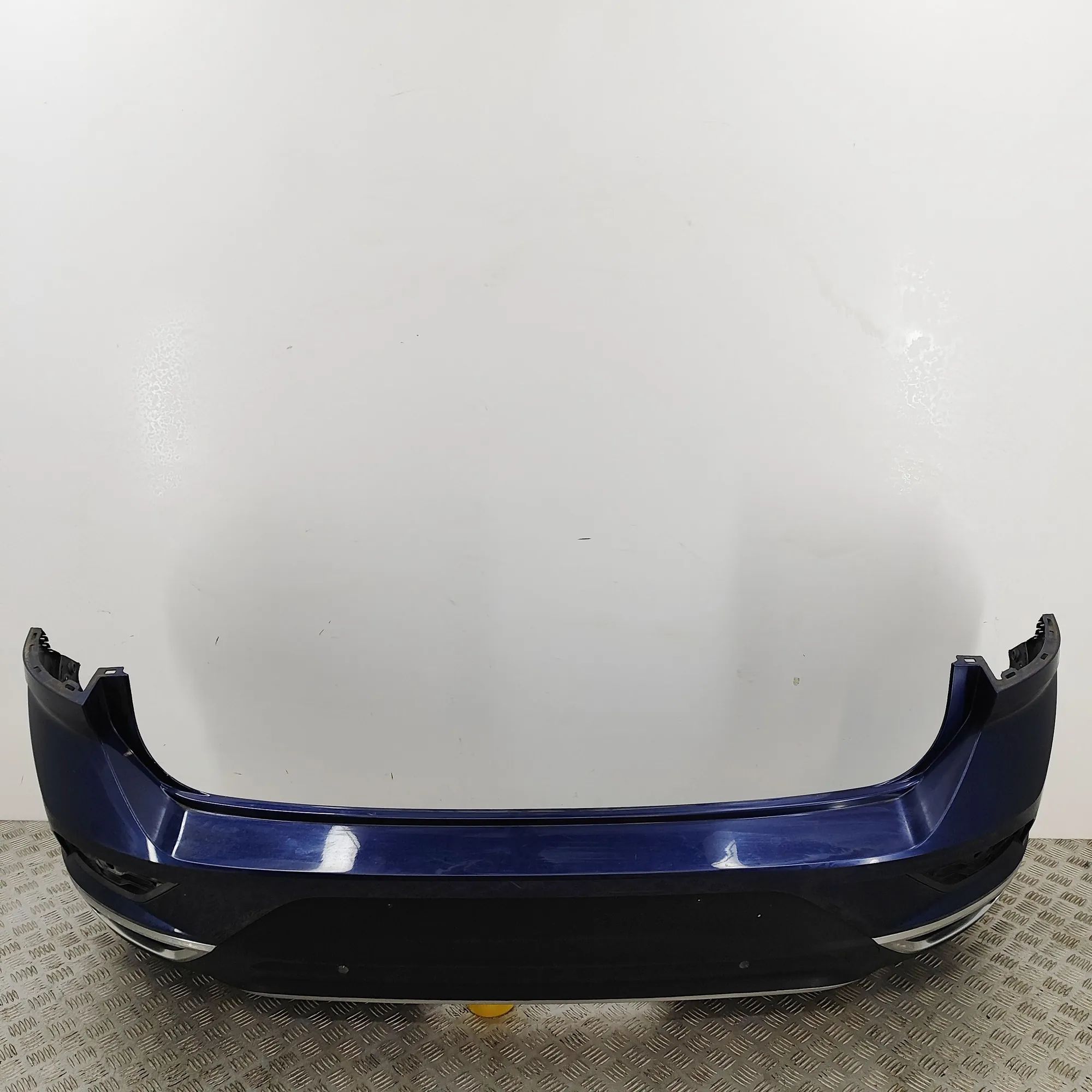 Volkswagen T-Roc rear bumper 2GA807421D Rear Bumper VW T-ROC (A11) (2017-......