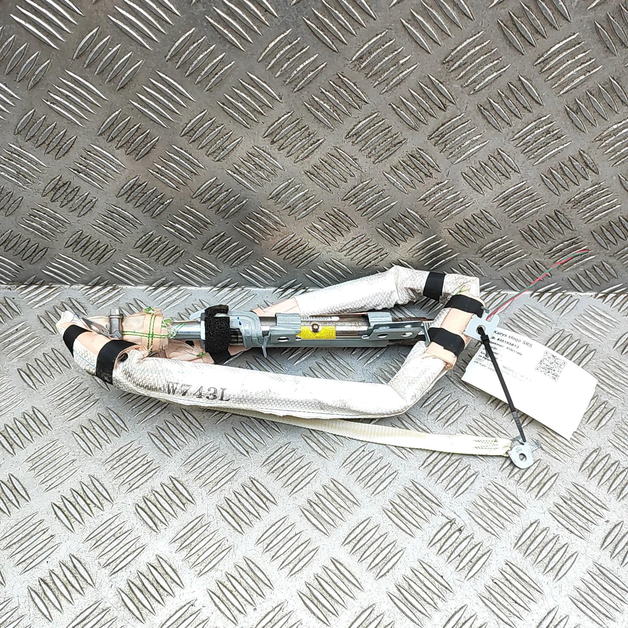 Nissan GT-R Left Side Roof Safety Curtain SRS K85PA-JF30A Left Side Roof Safety Curtain SRS N...