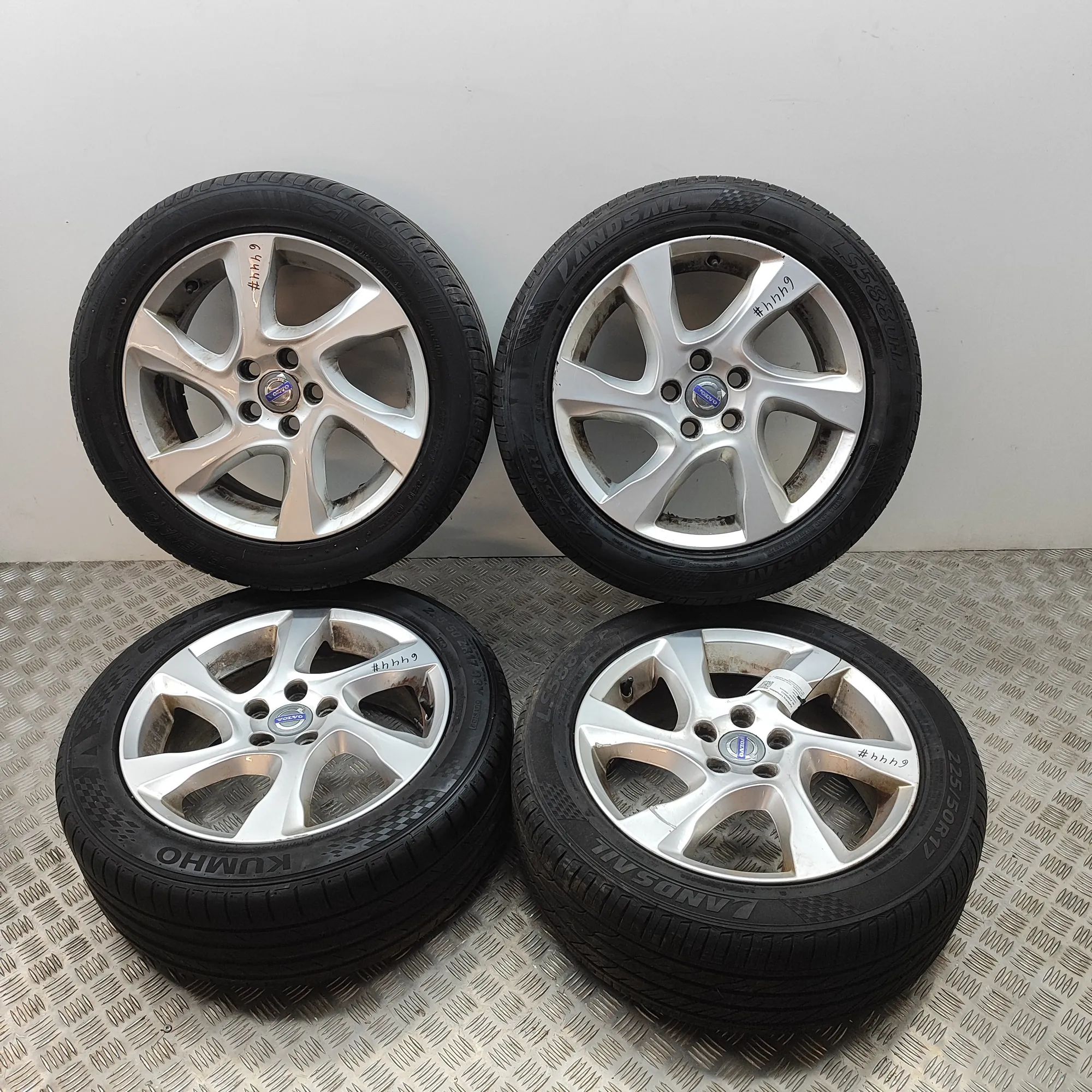 Volvo C30 Alloy Wheel Set 31381859, 31381674, 31400828 Alloy Wheel Set VO...