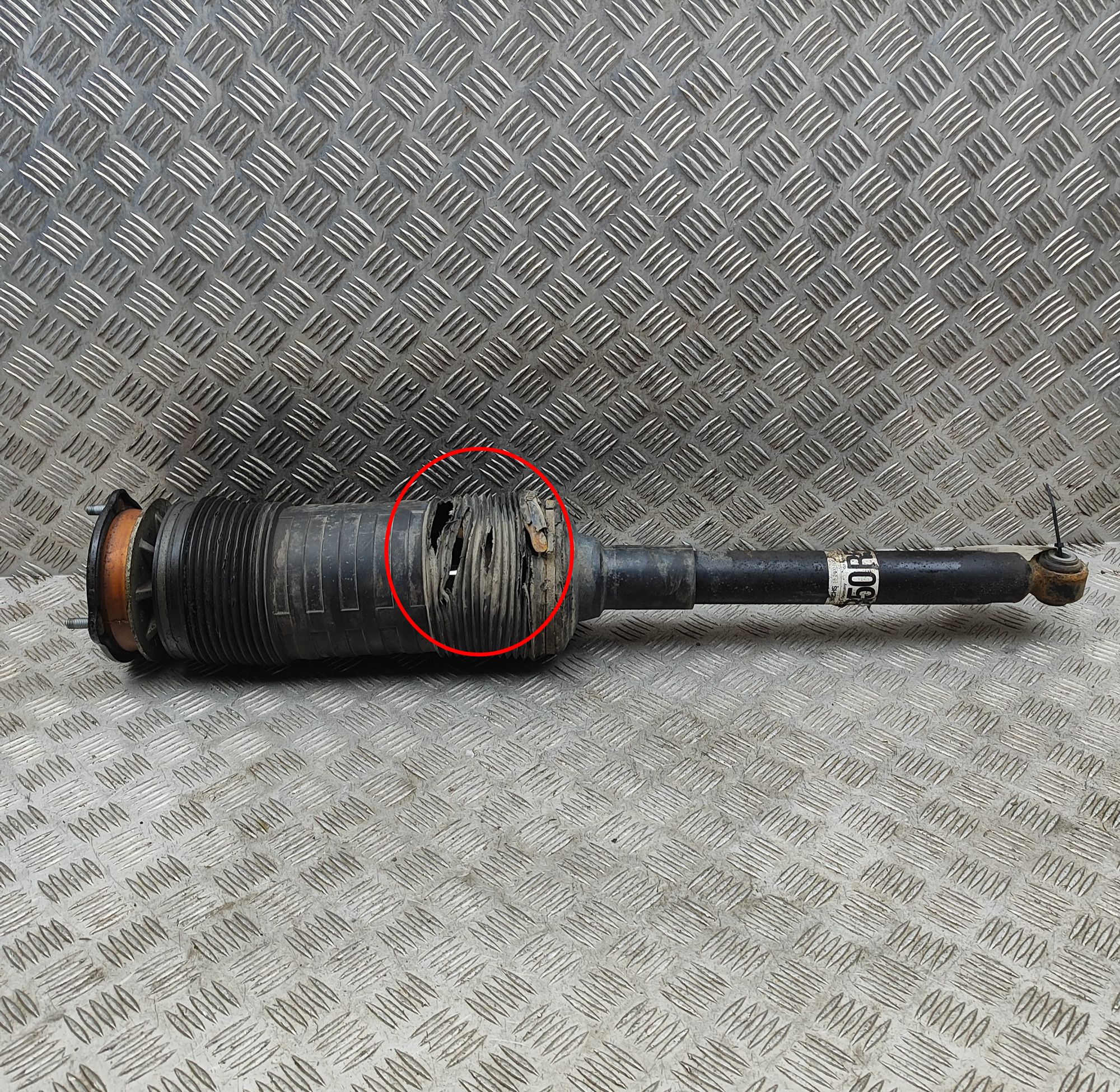 Mercedes-Benz A (W176) Rear Right Air Shock Absorber A2223200813 Rear Right Air Shock Absorber MERCE...