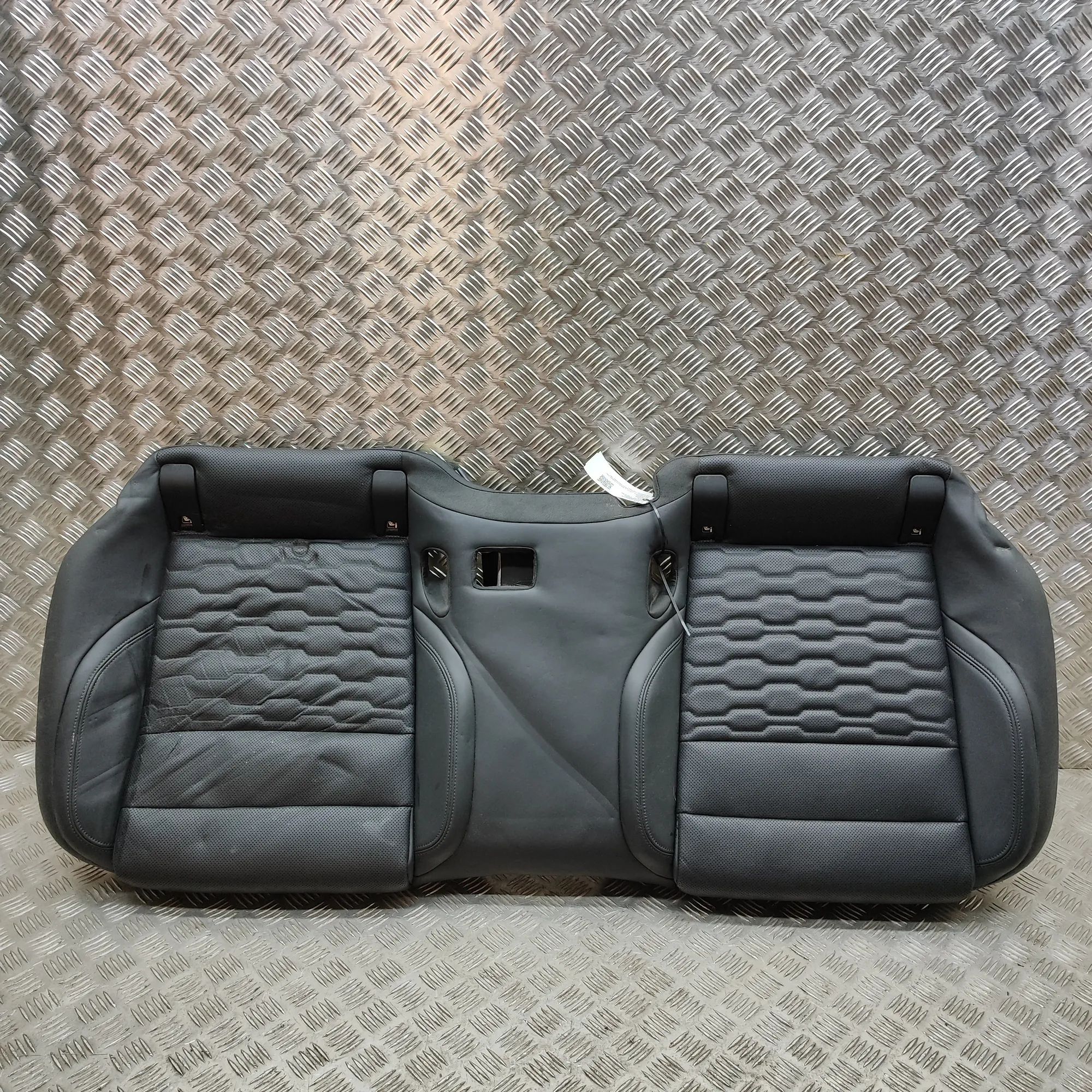 Audi e-tron GT (FW) Заднее сиденье 4J3010127 Rear Seat AUDI E-TRON GT (Saloon F83,...