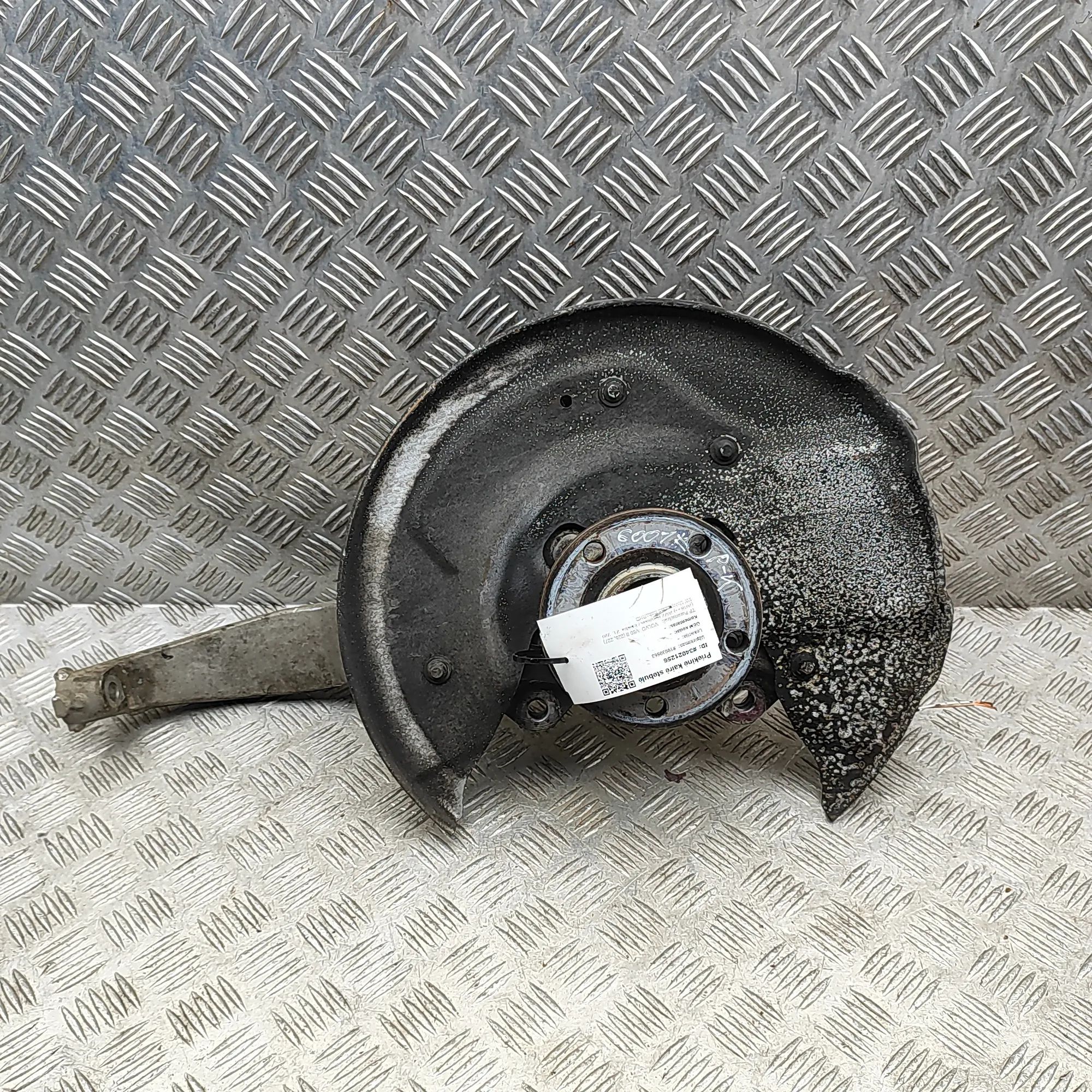 Volvo S60 Front Left Wheel Hub 31476315 Front Left Wheel Hub VOLVO V60 (II 225...