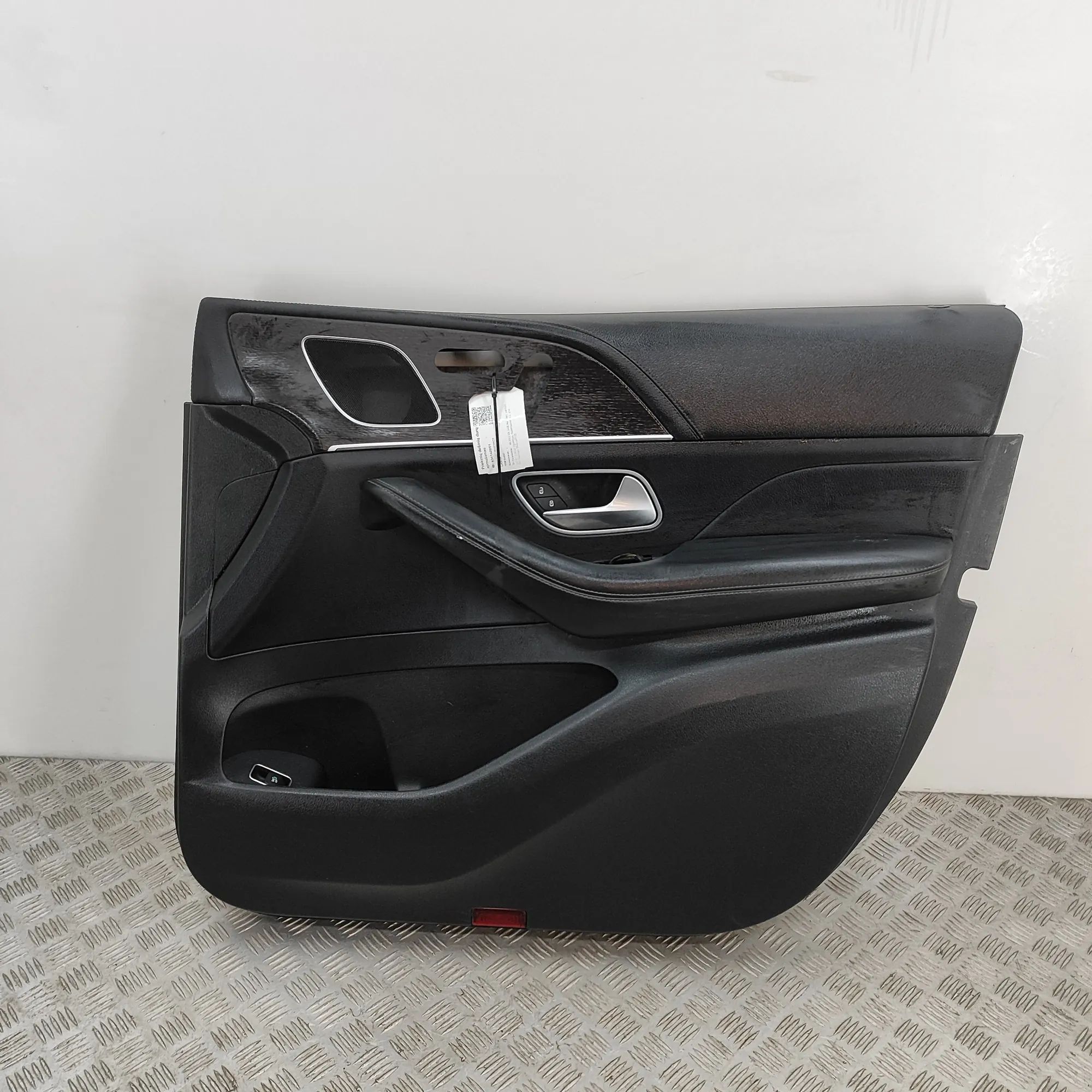 Mercedes-Benz GLE (W167) Front Right Door Panel A1677275600, A1677202406, A167727XXXX Front Rig...