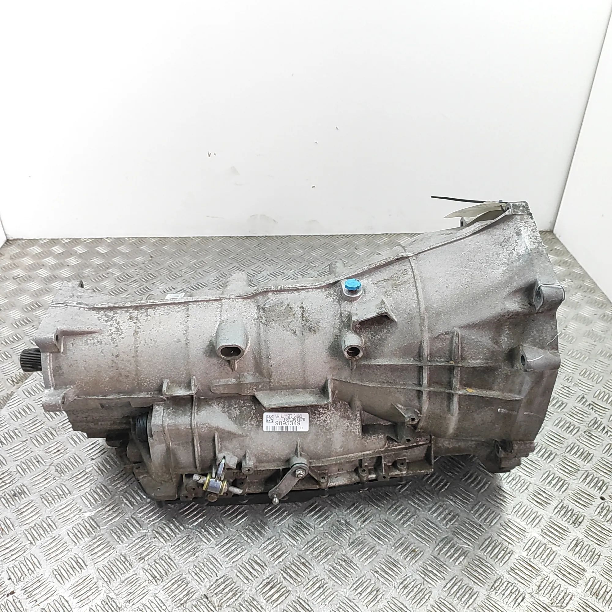 BMW X1 (E84) Gearbox 6HP-19X Gearbox BMW X1 (E84) (2009-2015)

Part ...