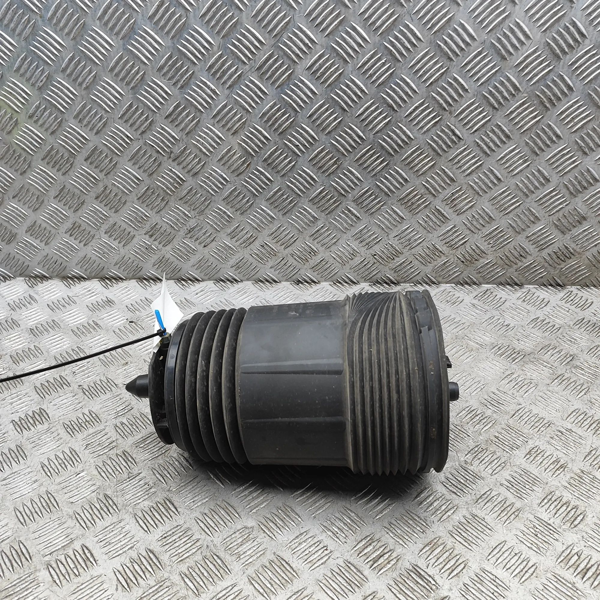 Porsche Macan (XAB) Rear Right Air Suspension Spring Bag