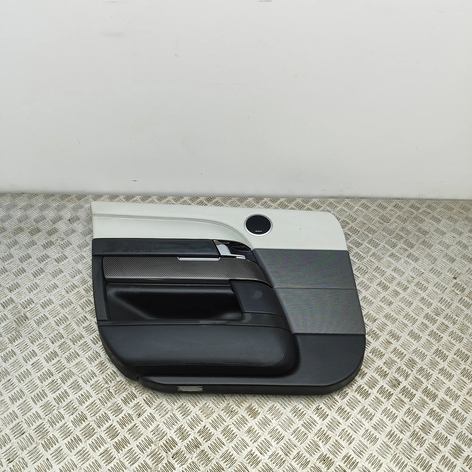 Land Rover Range Rover Sport (L494) Front Left Door Panel