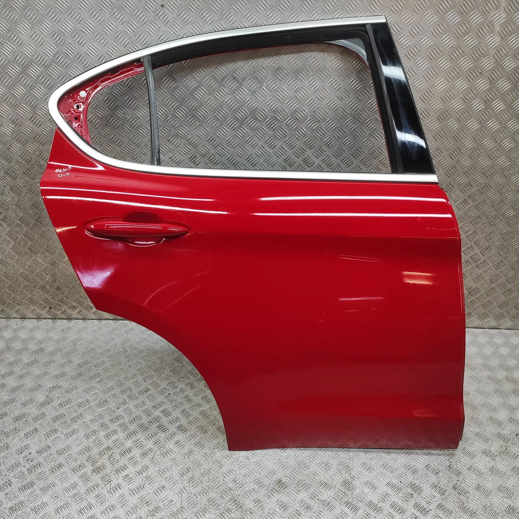 Alfa-Romeo Stelvio Rear Right Door 50539532 Rear Right Door ALFA ROMEO STELVIO (94...