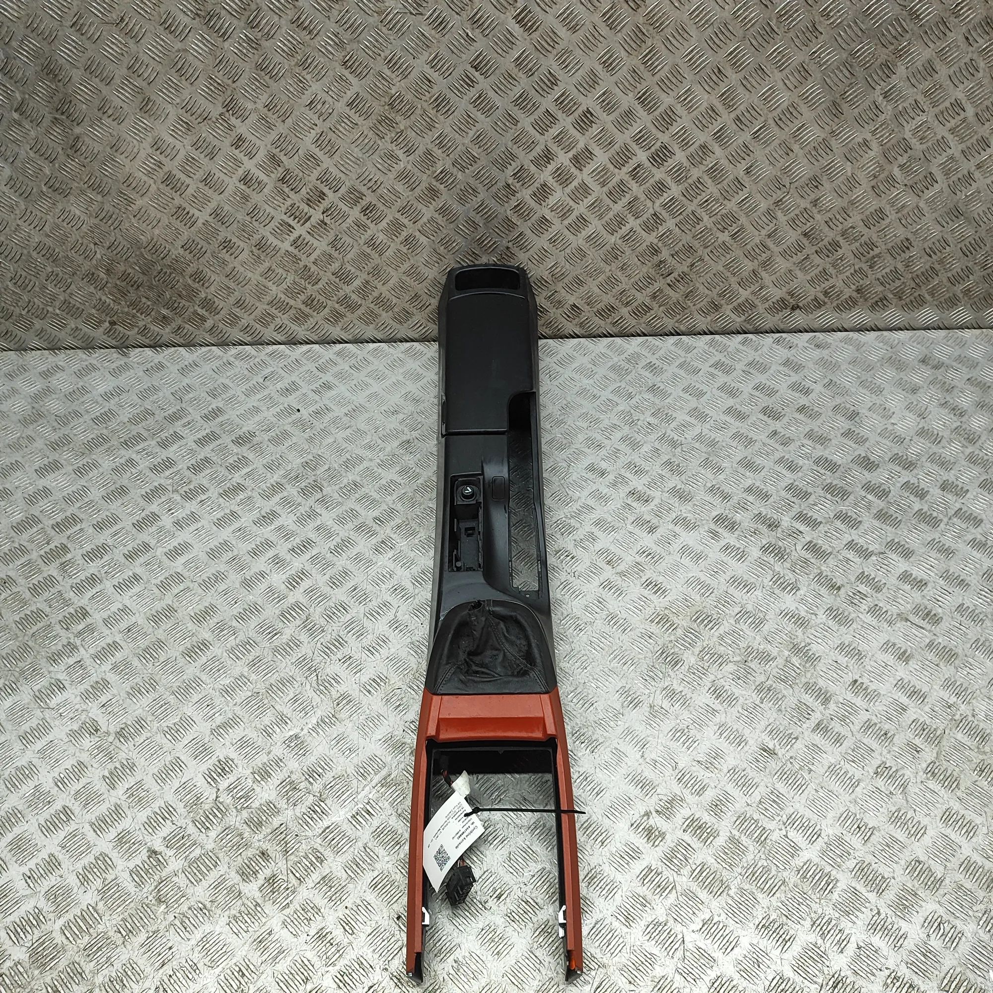 Porsche 911 (997) center console 99755321102, 99755321101 Center Console PORSCHE...