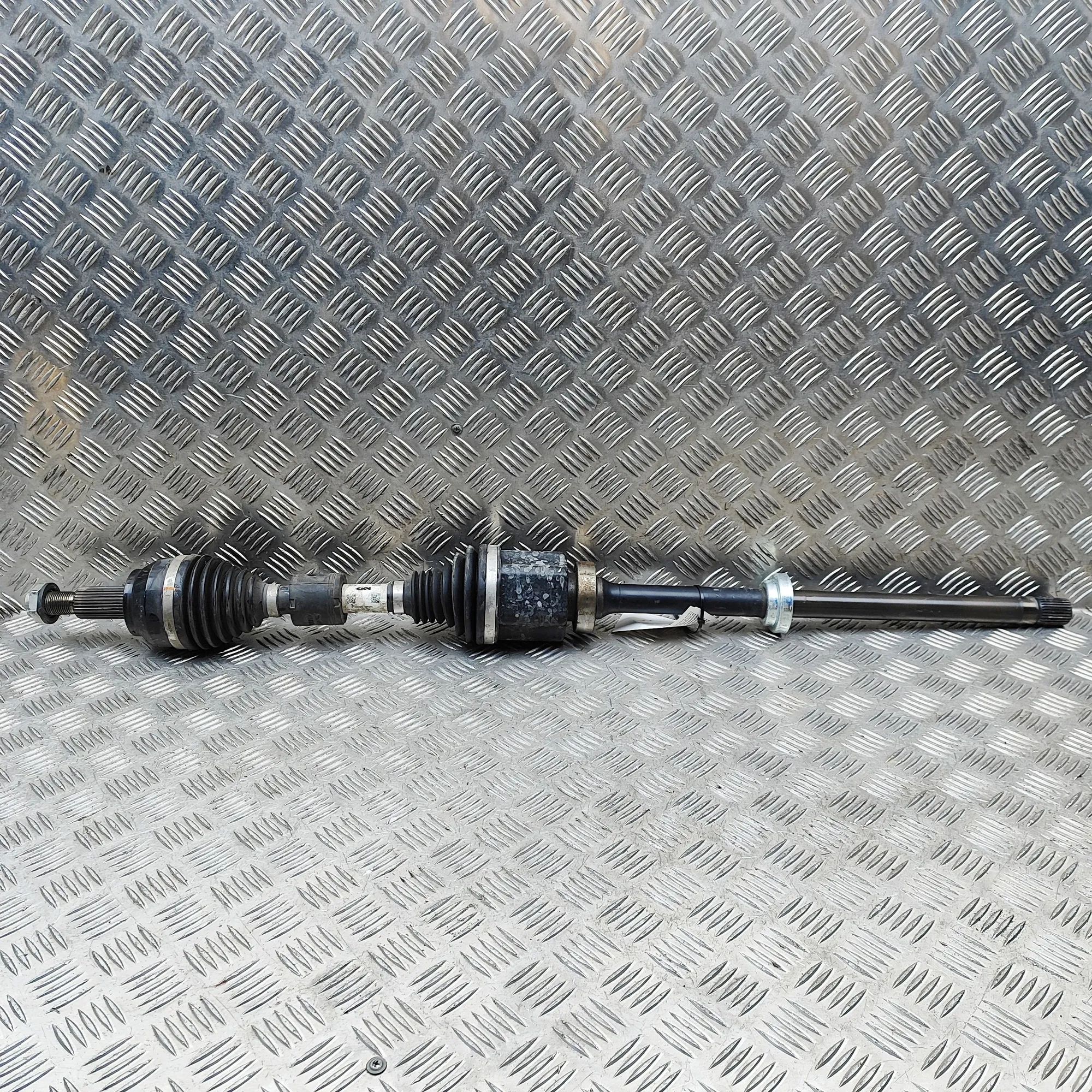 Land Rover Range Rover Evoque Front Right Driveshaft