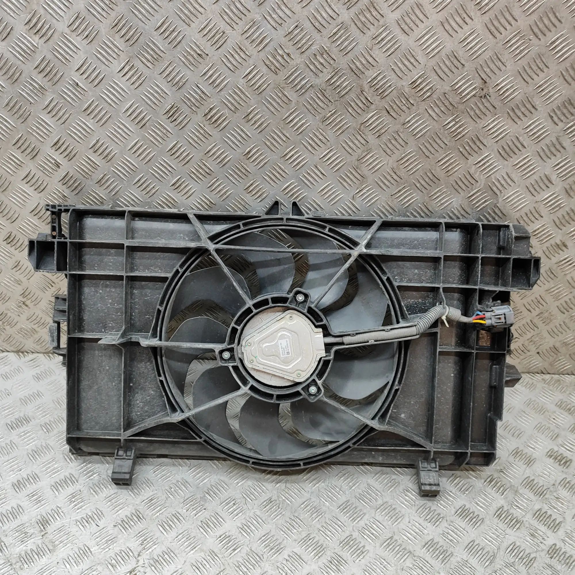 Tesla Model 3 Engine Cooling Fan Shroud 1077084-00-E Engine Cooling Fan Shroud TESLA MO...