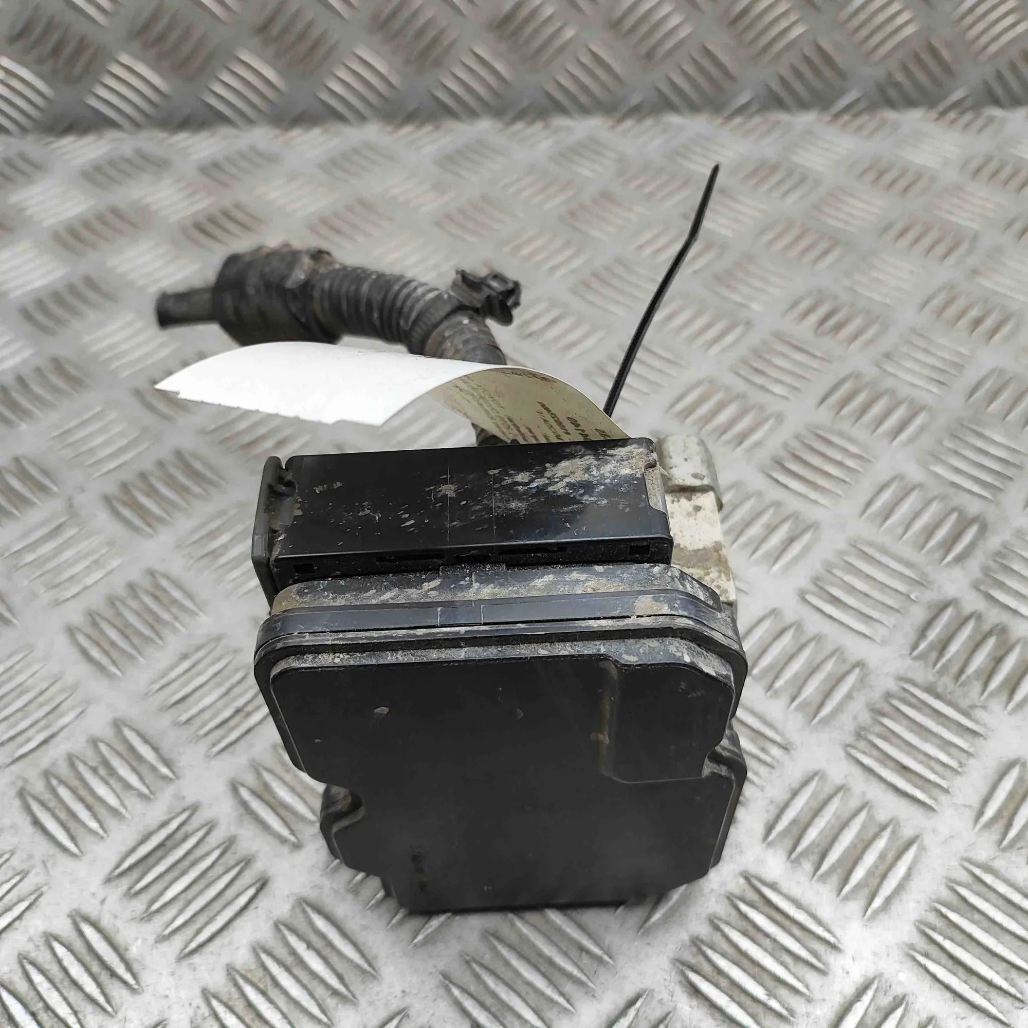 Toyota Hilux ABS hydraulic pump