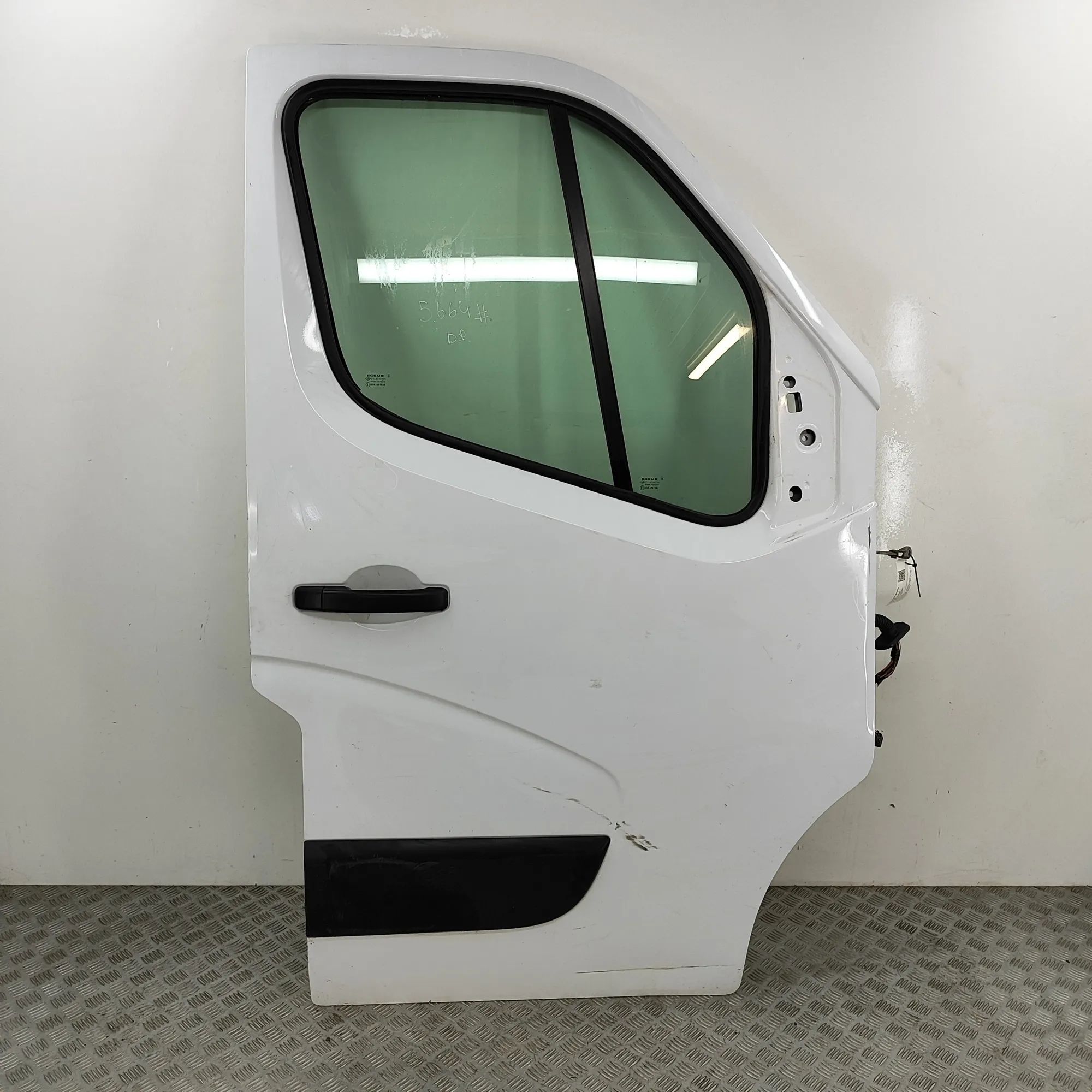 Renault Master Front Right Door 801009976R Front Right Door RENAULT MASTER (III...