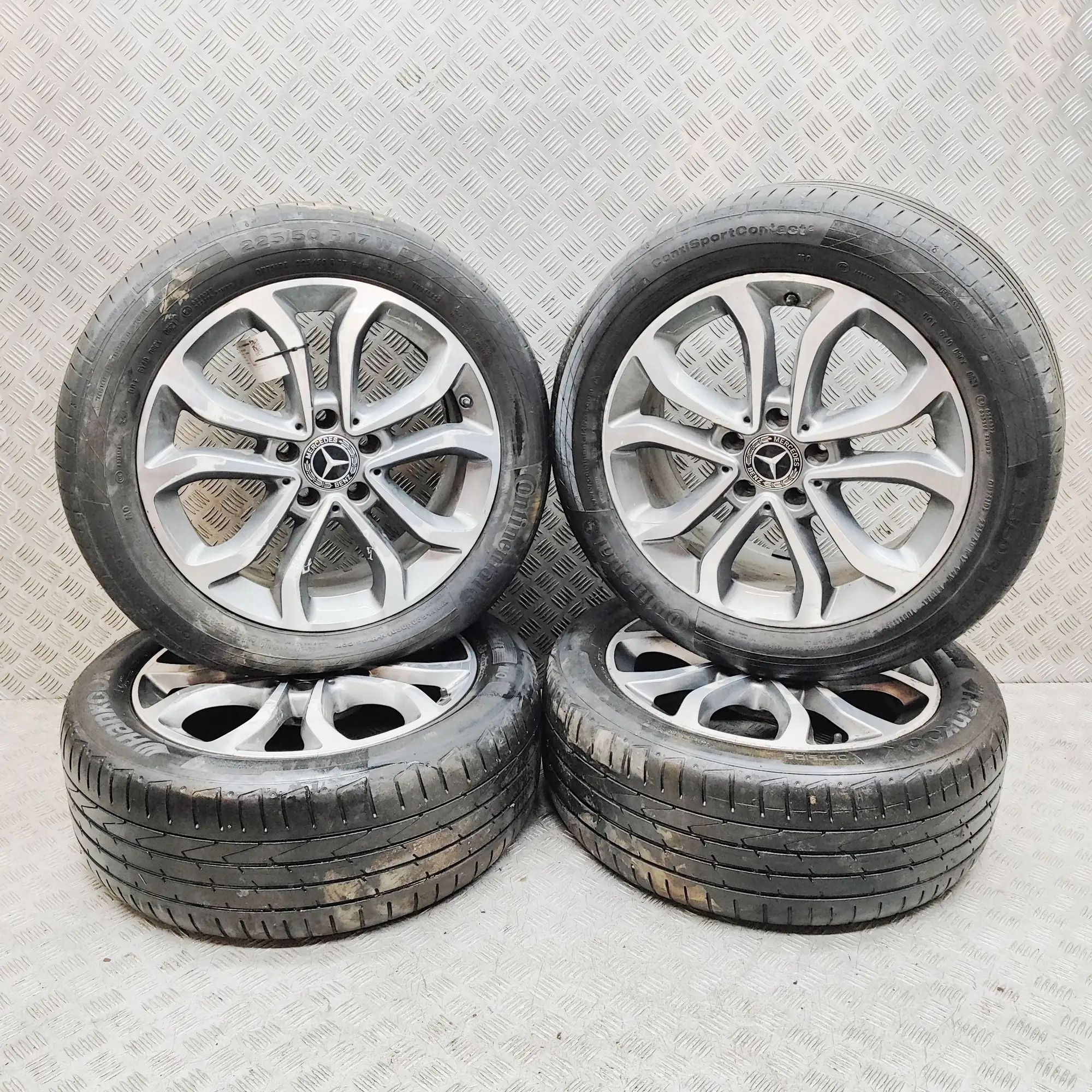 Mercedes-Benz A (W176) Alloy Wheel Set A2054010200 Alloy Wheel Set MERCEDES-BENZ C-CLA...