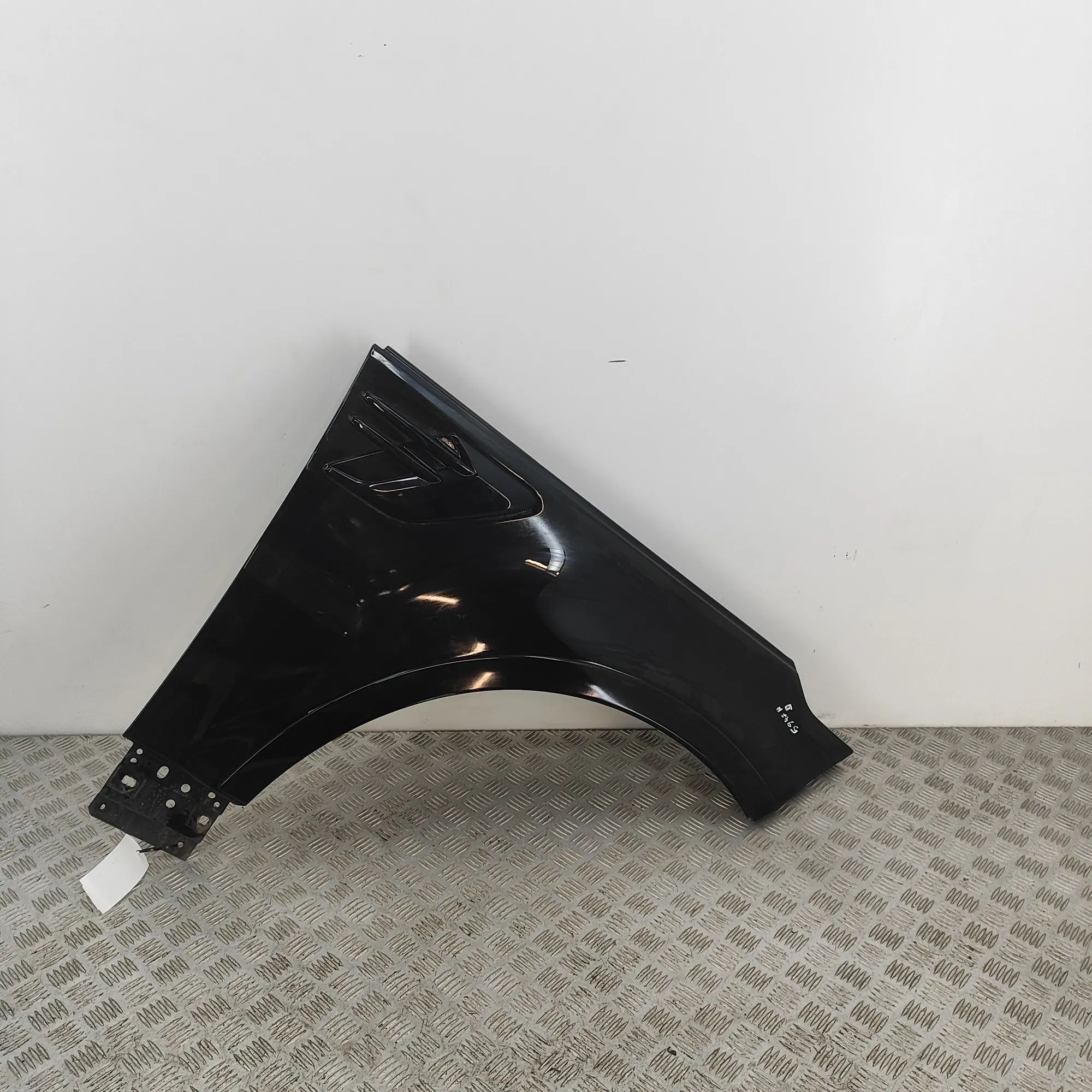 Land Rover Range Rover Sport (L494) Front Right Fender