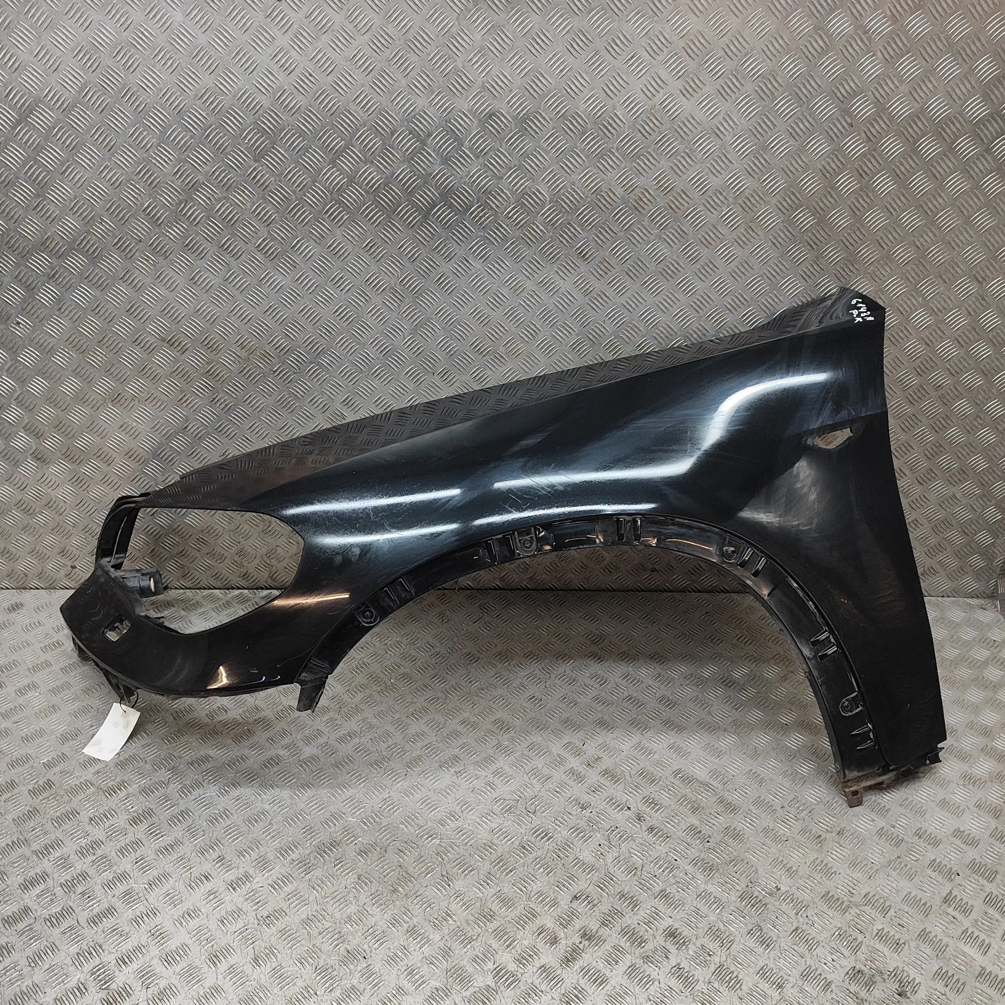 BMW X5 (E70) Front Left Fender