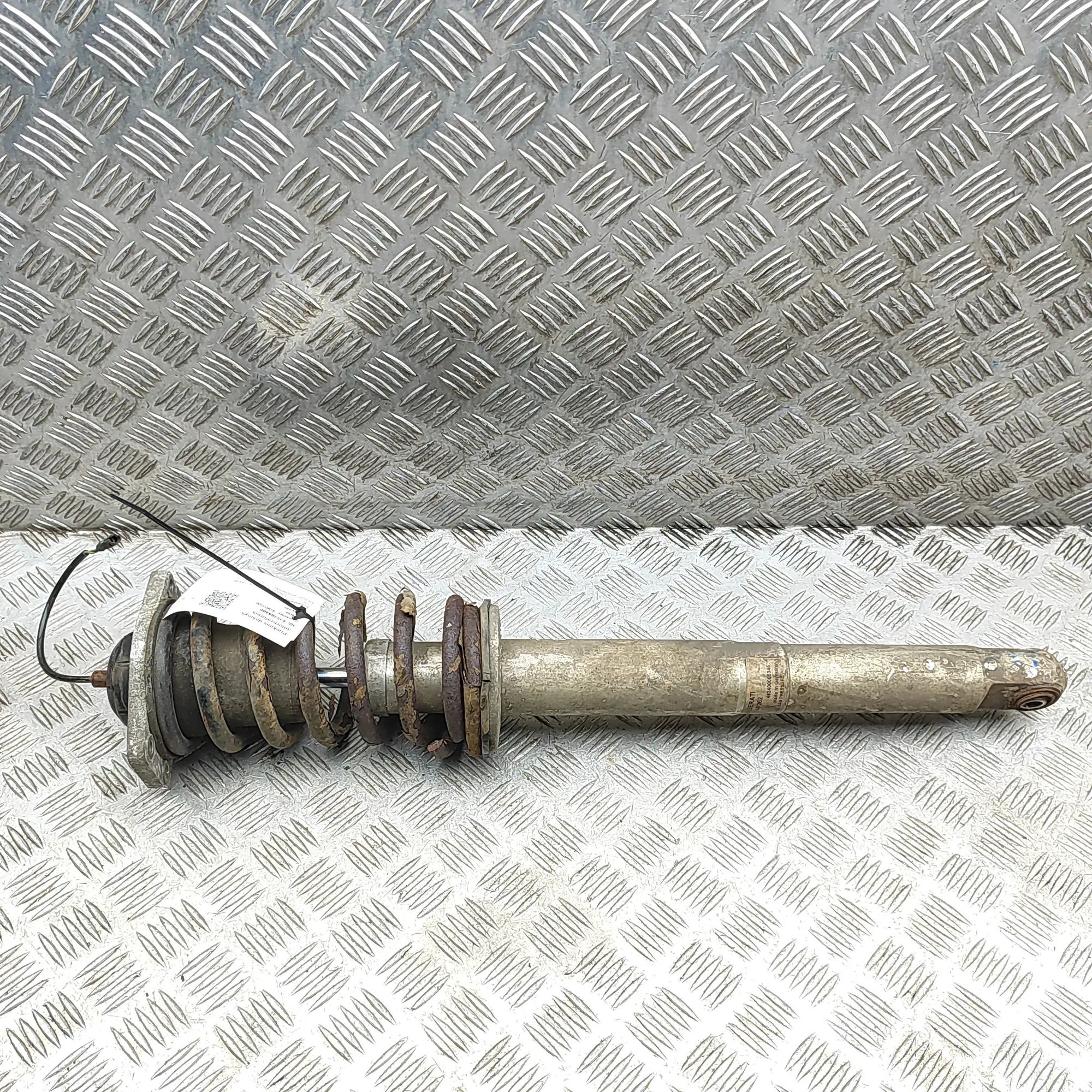 Maserati GranTurismo / GranCabrio Front Right Shock Absorber 462400005345, 248252 Front Right Shock Absorber...