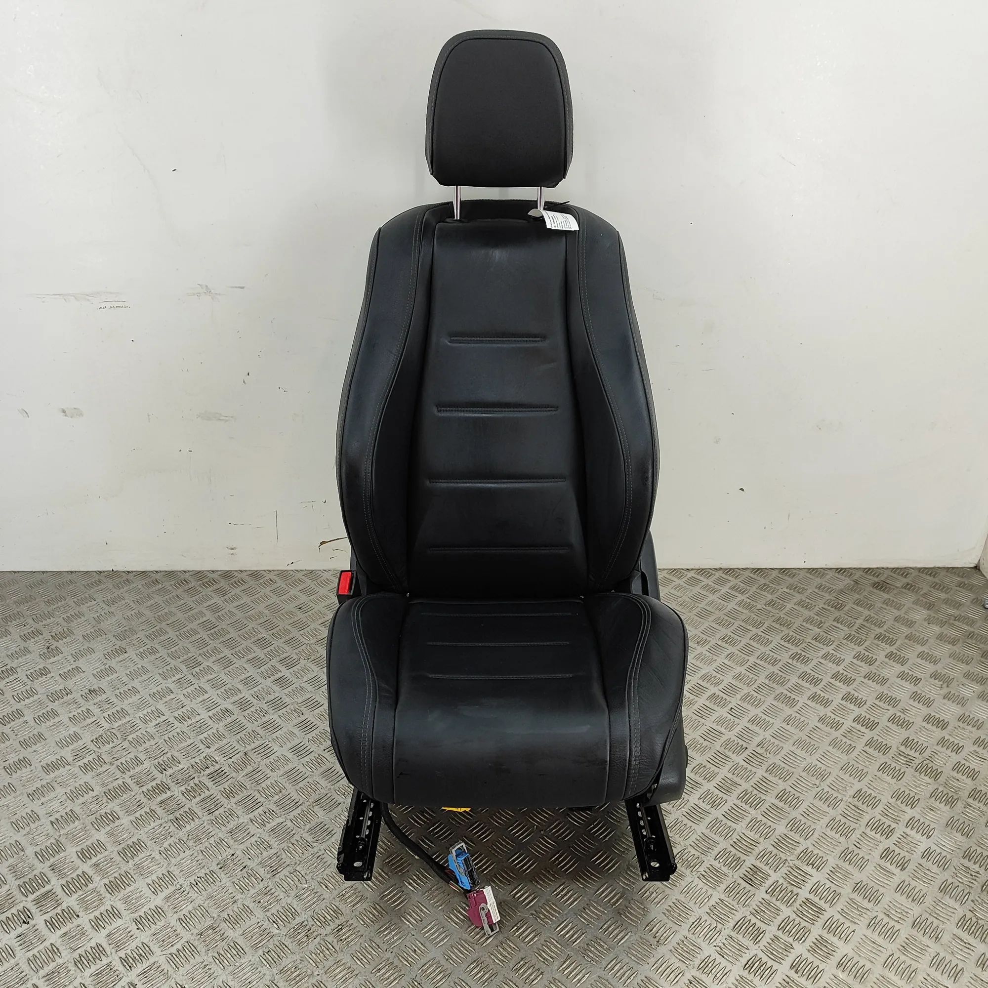 Mercedes-Benz GLE (W167) Front Left Seat A1679102509, A0009103311 Front Left Seat MERCED...