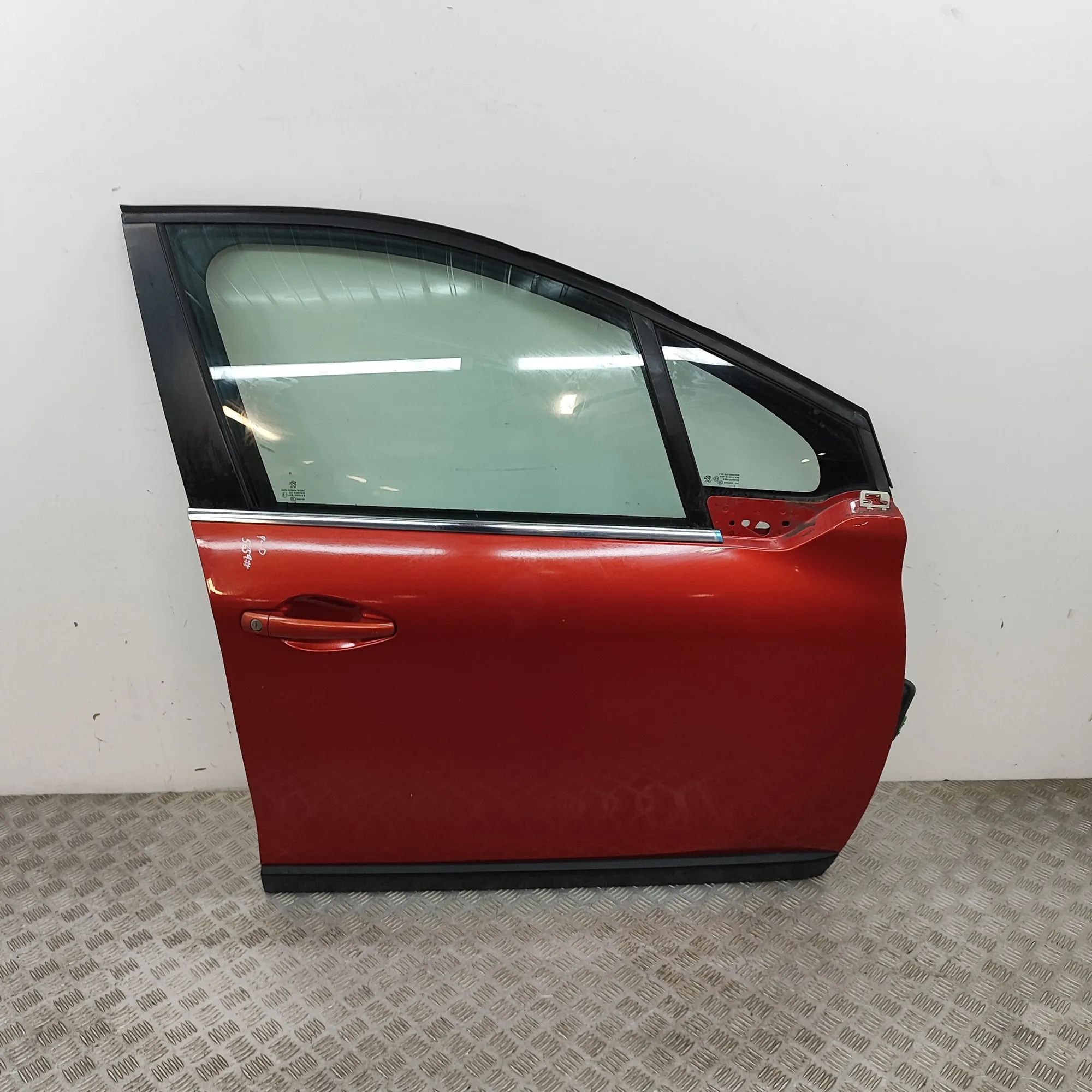 Peugeot 2008 Front Right Door 9807820380 Front Right Door PEUGEOT 2008 (2013-...