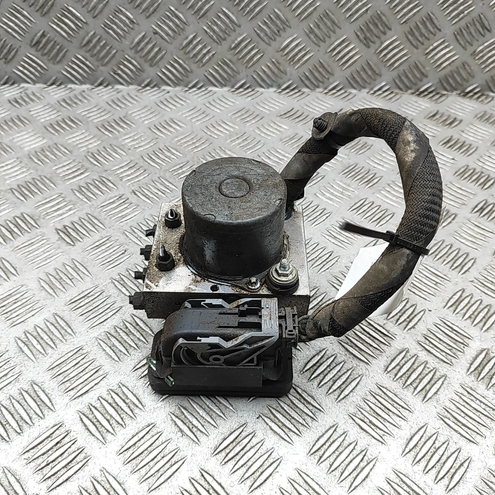 Iveco Daily ABS hydraulic pump 0265290127, 0265956519, 5802365327 ABS Pump IVE...