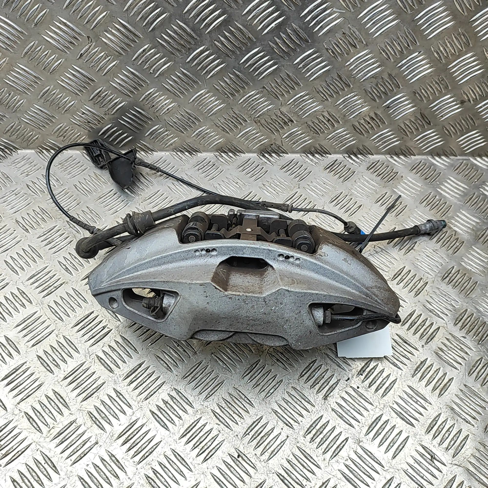 BMW X5 (G05) Front Left Brake Caliper