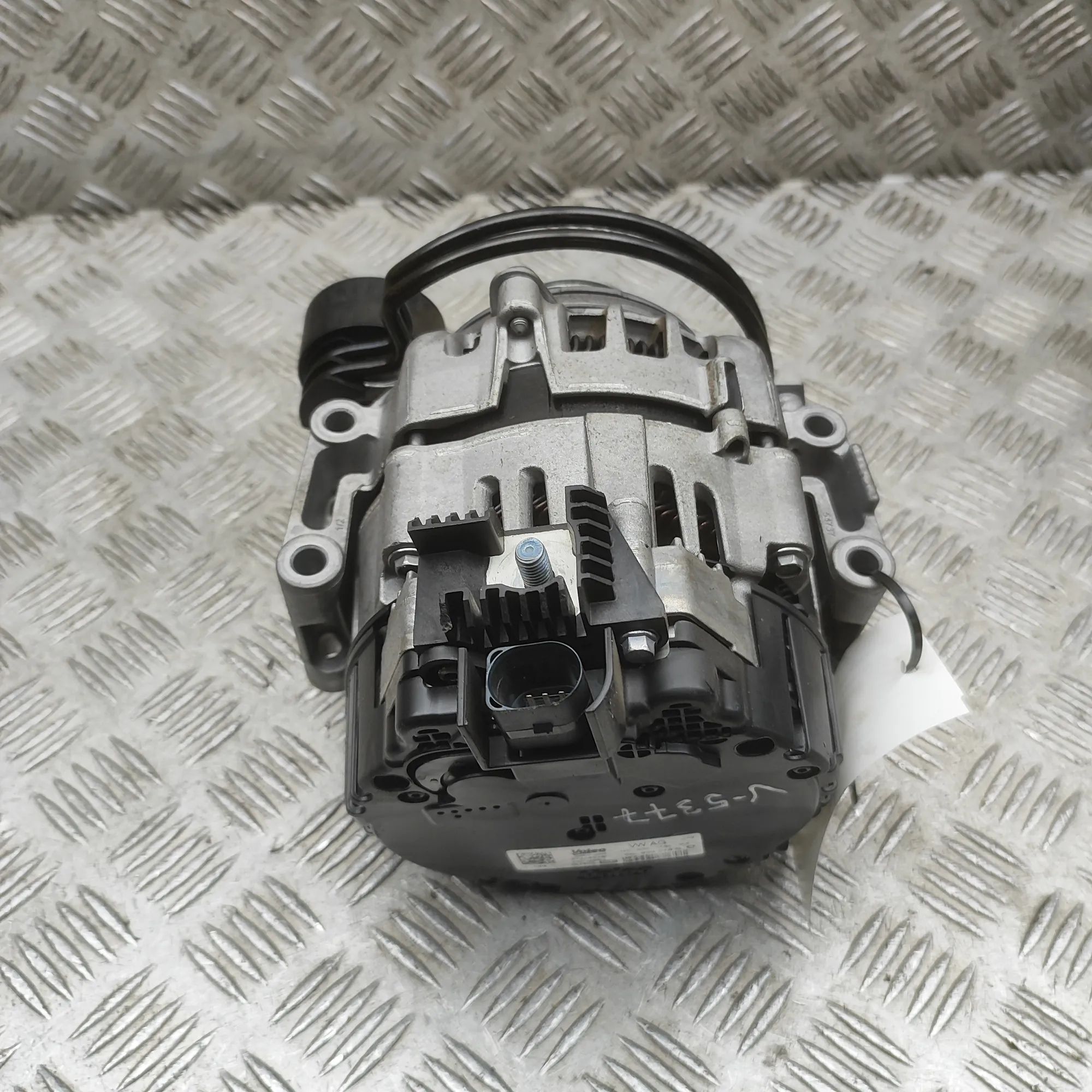 Audi A6 (C8) Alternator Generator 2721457E, 06L903018G Alternator Generator AUDI ...