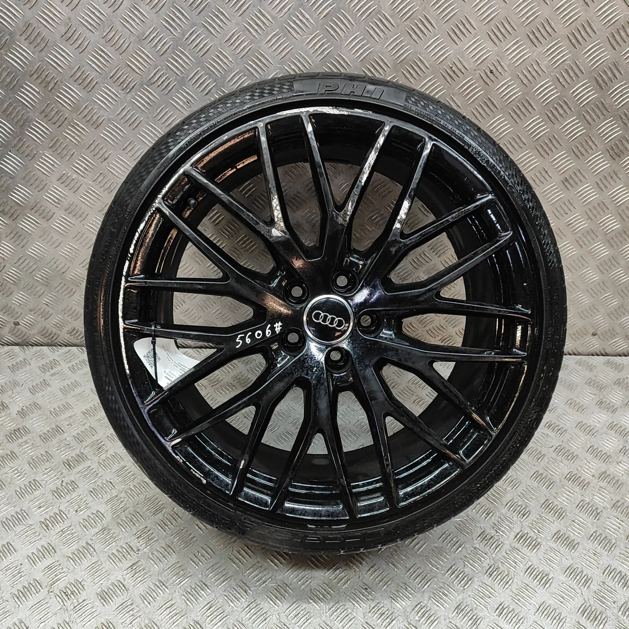 Audi TT (8S) Alloy Wheel 8S0601025AR Alloy Wheel AUDI TT (FV3) (2014-......