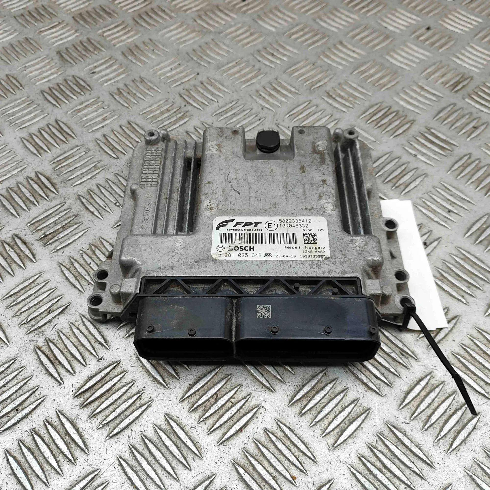 Iveco Daily Engine Control Unit 281035648, 5802338412 Engine Control Unit IVECO...