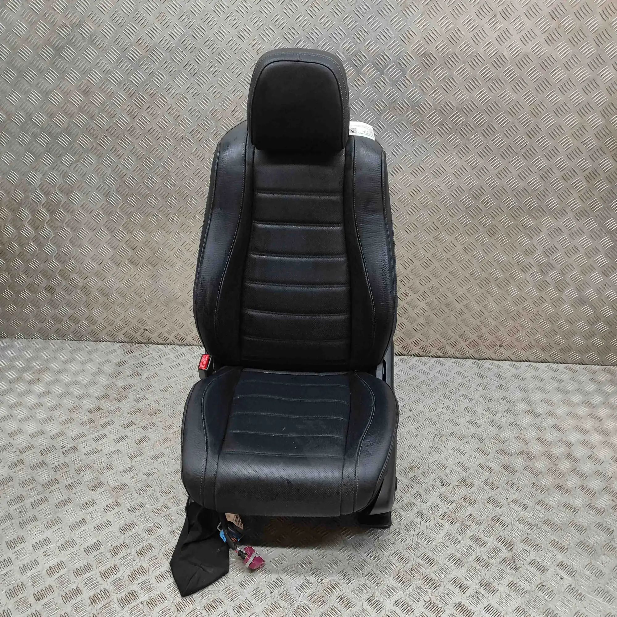 Mercedes-Benz GLE (W167) Front Left Seat A1679109900, A0009103311 Front Left Seat MERCED...