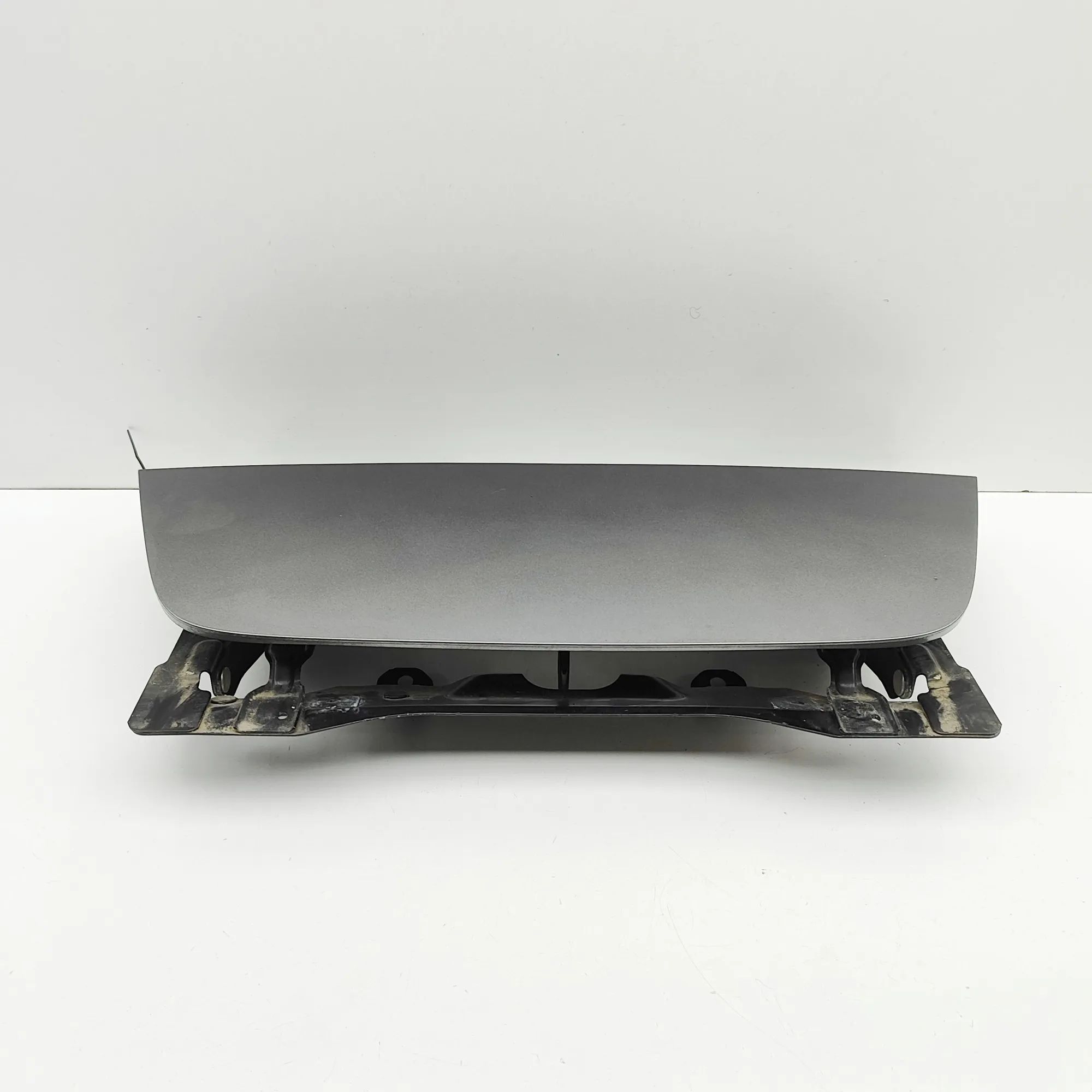 Nissan Leaf Fuel Tank Flap Cap F5701-5SK2A Fuel Tank Flap Cap NISSAN LEAF (ZE1...