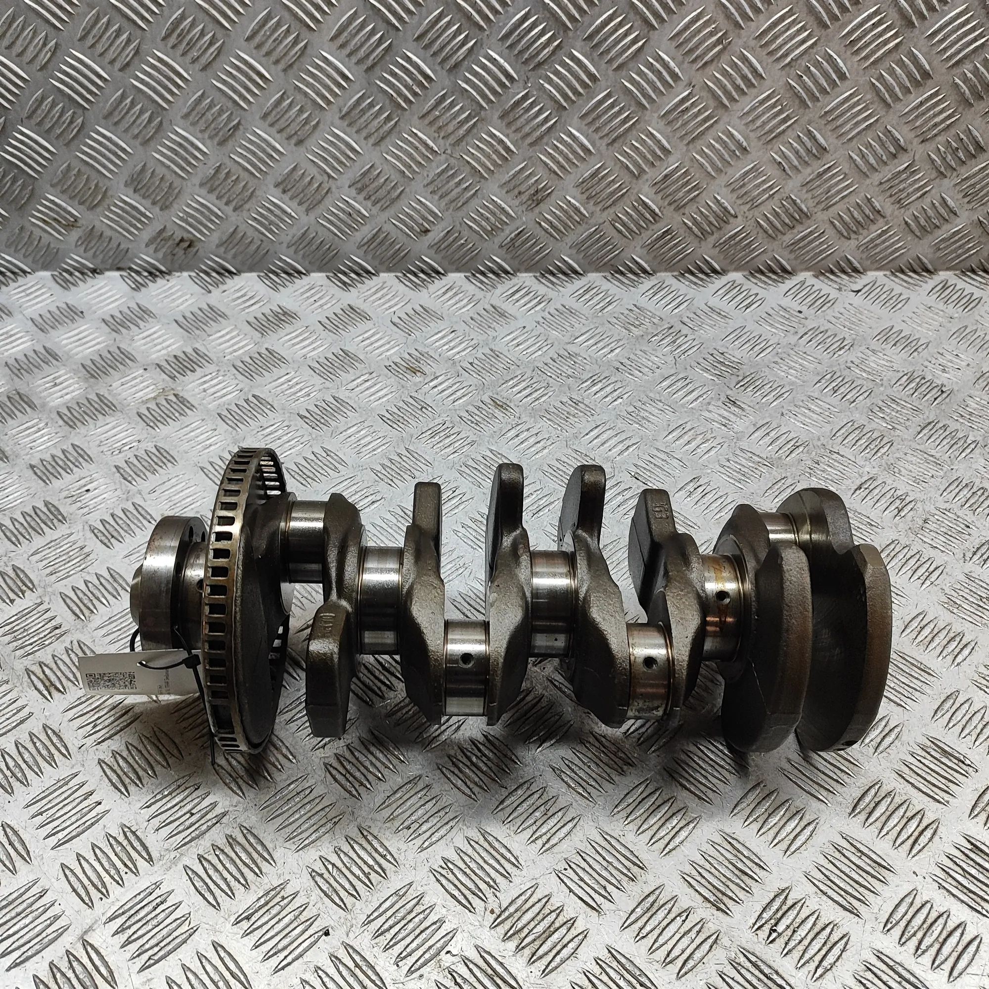 Volkswagen Passat (B7) väntvõll 06H105021D, 050105189B Crankshaft VW PASSAT (B7...