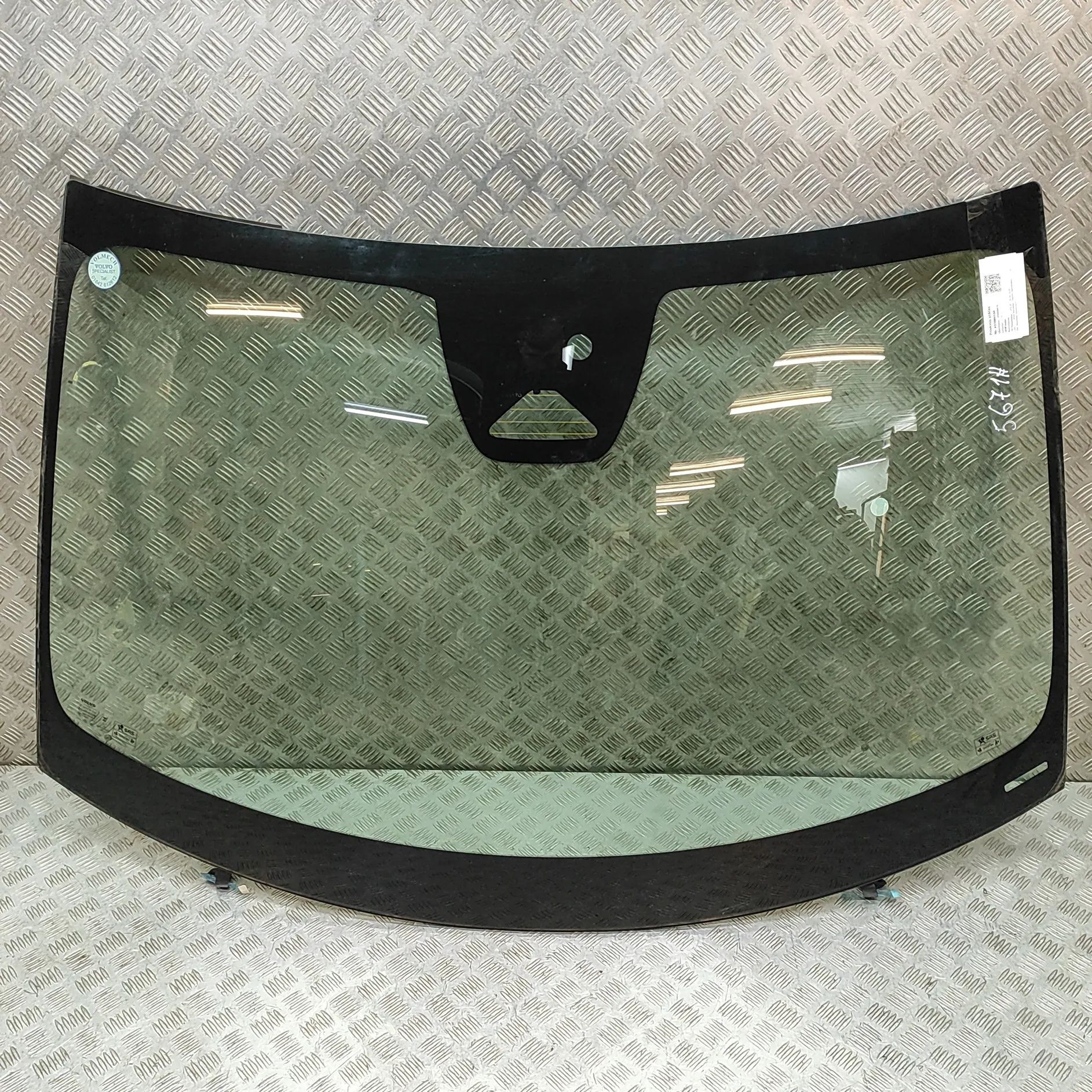 Volvo XC40 / EX40 Front Windshield 32368467 Front Windshield VOLVO XC40 (536) (201...