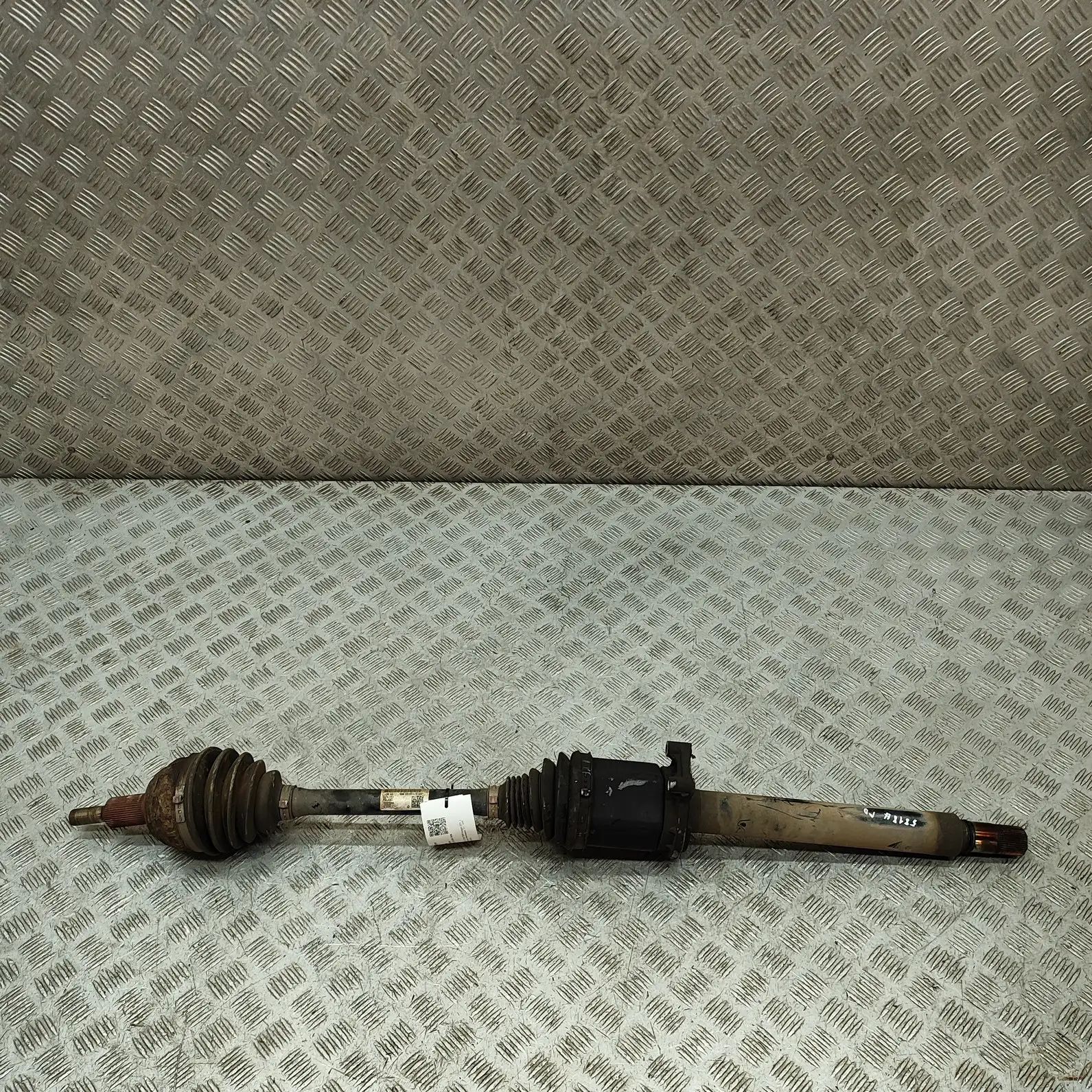Volkswagen Crafter Front Right Driveshaft 2N0407272K Front Right Driveshaft VW CRAFTER (F...