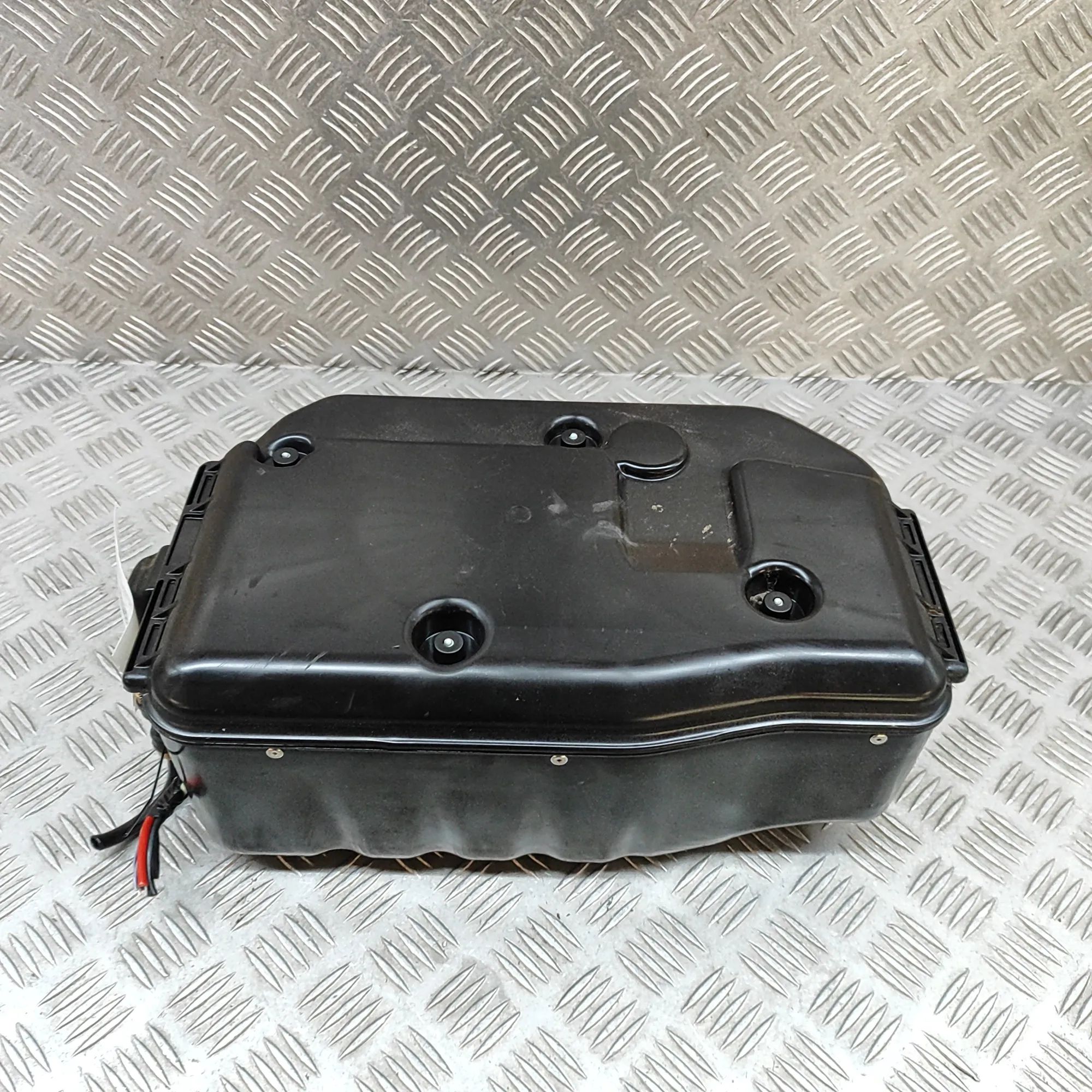 Land Rover Range Rover Sport (L494) Air Suspension Compressor HPLA-3B484-AF Air Suspension Compressor LAND RO...