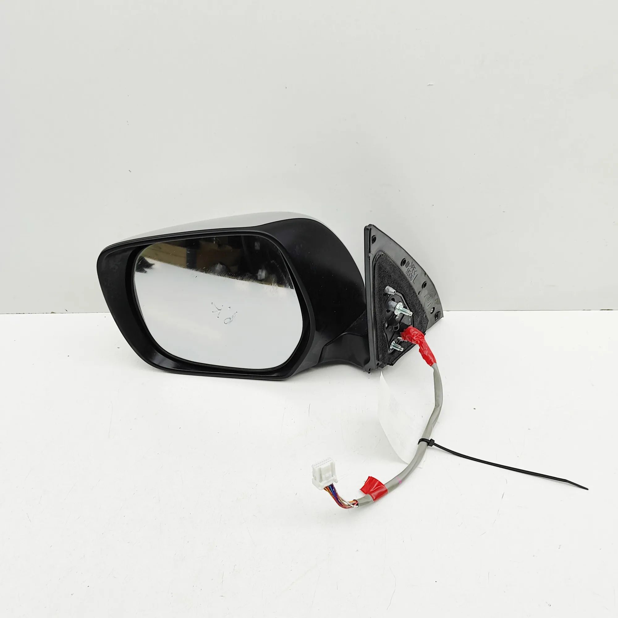 Toyota Land Cruiser 150 Left Side Wing Mirror 87940-60P40 Left Side Wing Mirror TOYOTA LAND C...
