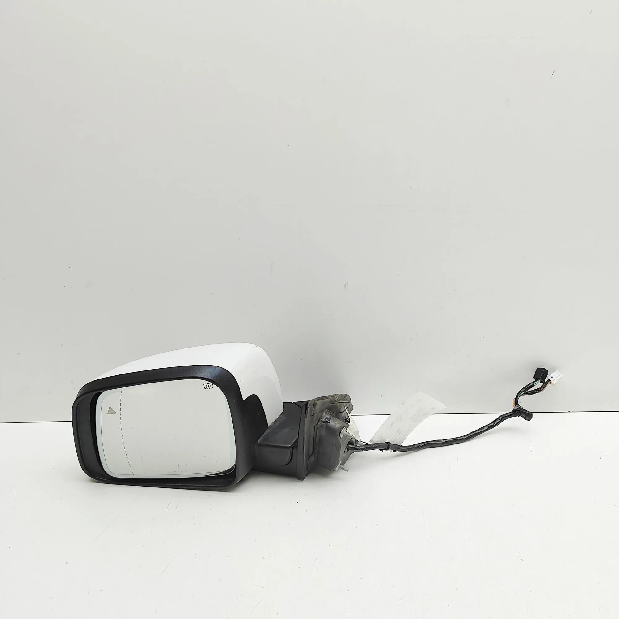 Jeep Grand Cherokee (WK) Left Side Wing Mirror K5SG35GW7AB Left Side Wing Mirror JEEP GRAND CH...