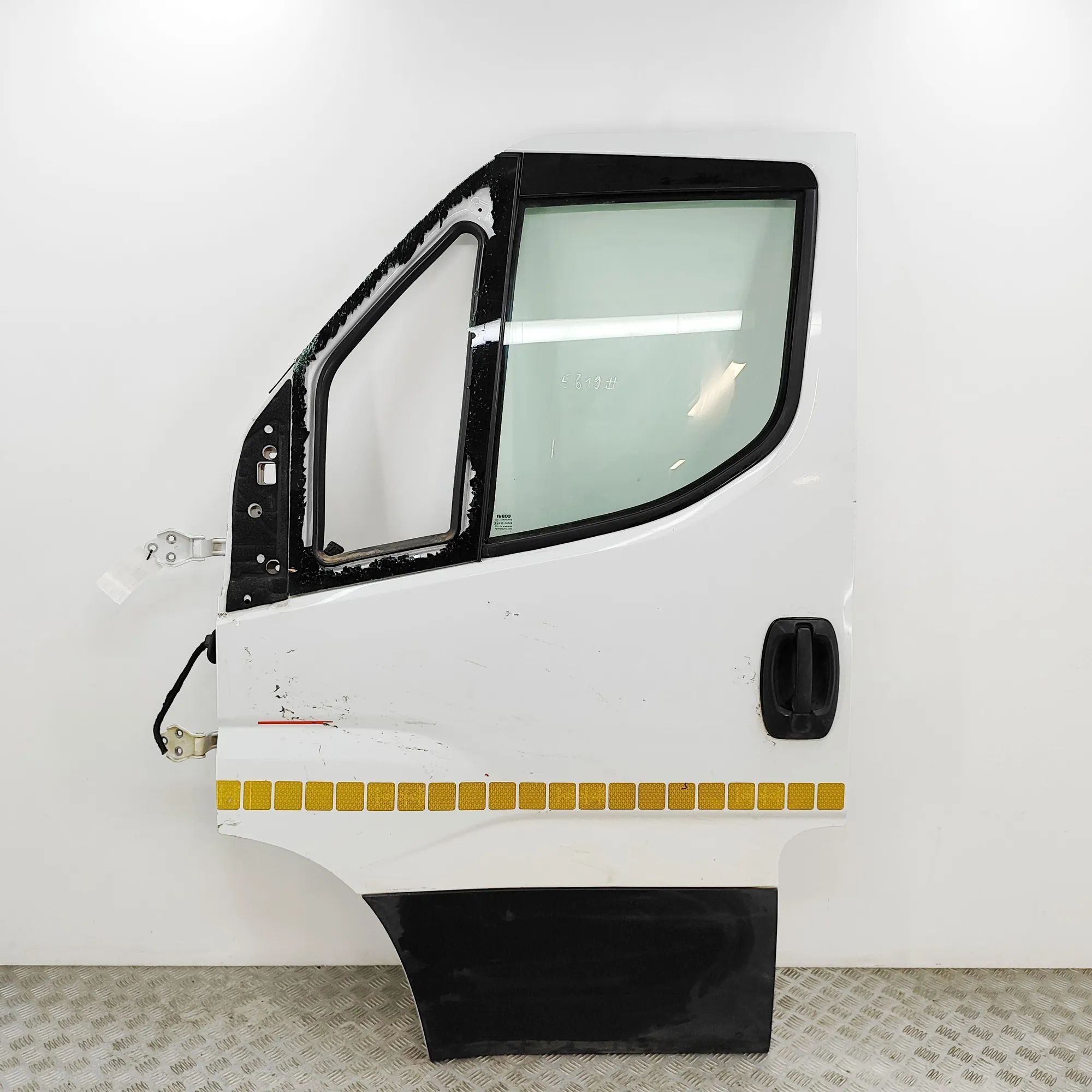 Iveco Daily Front Left Door 5801489558 Front Left Door IVECO DAILY (VI Flat...