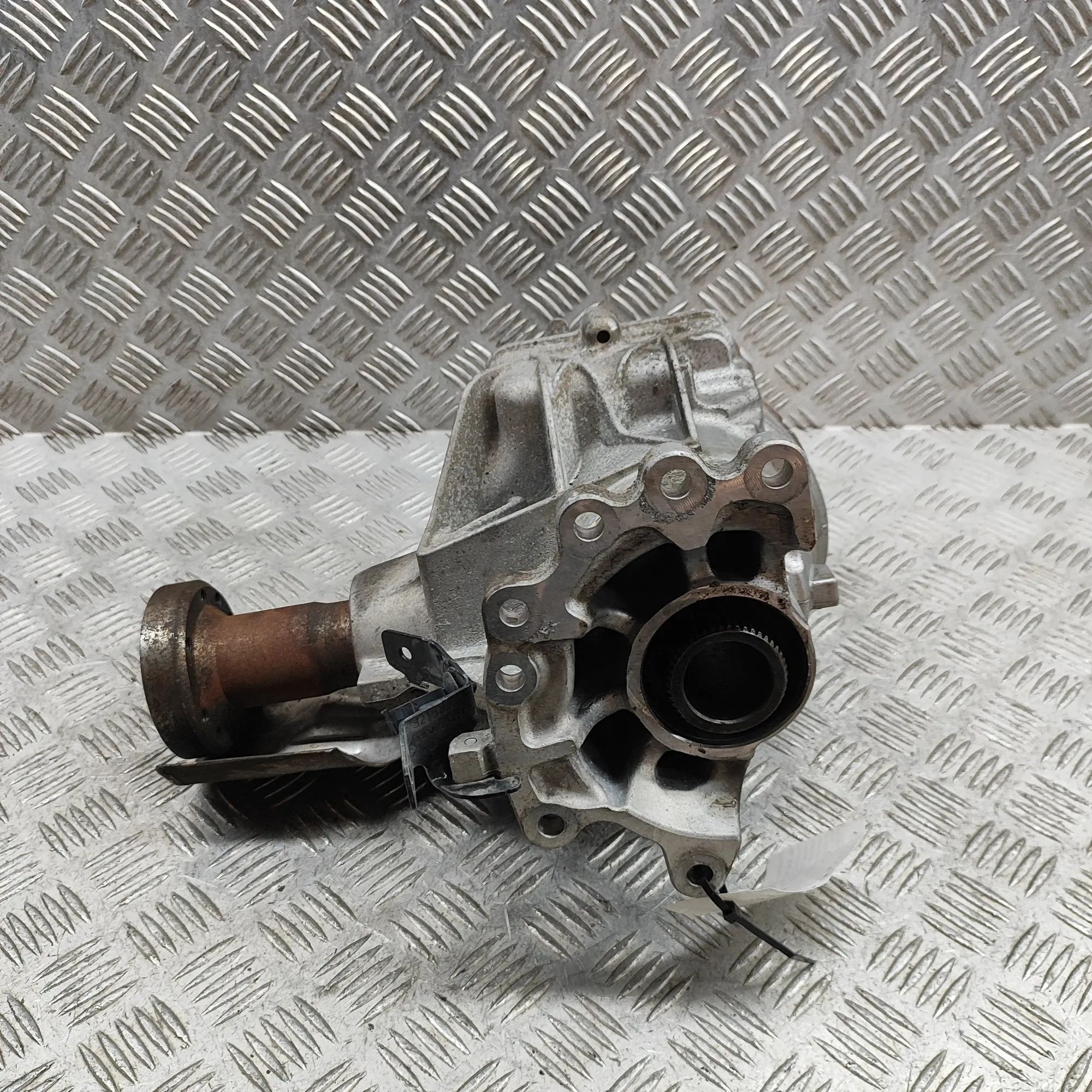 Volvo S60 etutasauspyörästö 32339090 Front Differential VOLVO V60 (II 225, ...