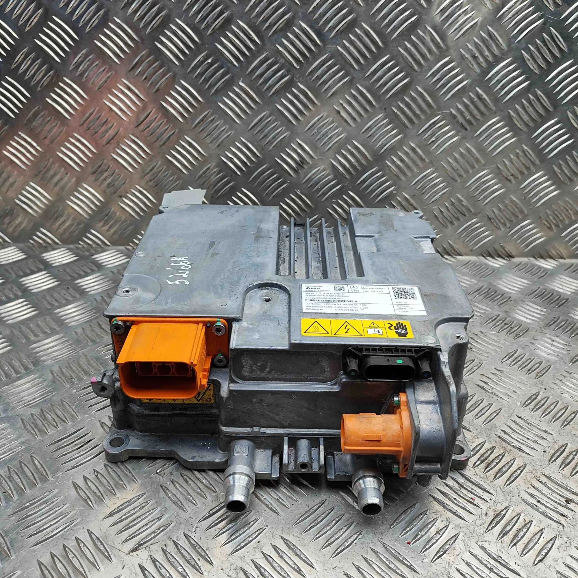 Mercedes-Benz GLB / EQB (X247) Invertteri A0009006844, A0009015211, A0009029692, EAP00101...