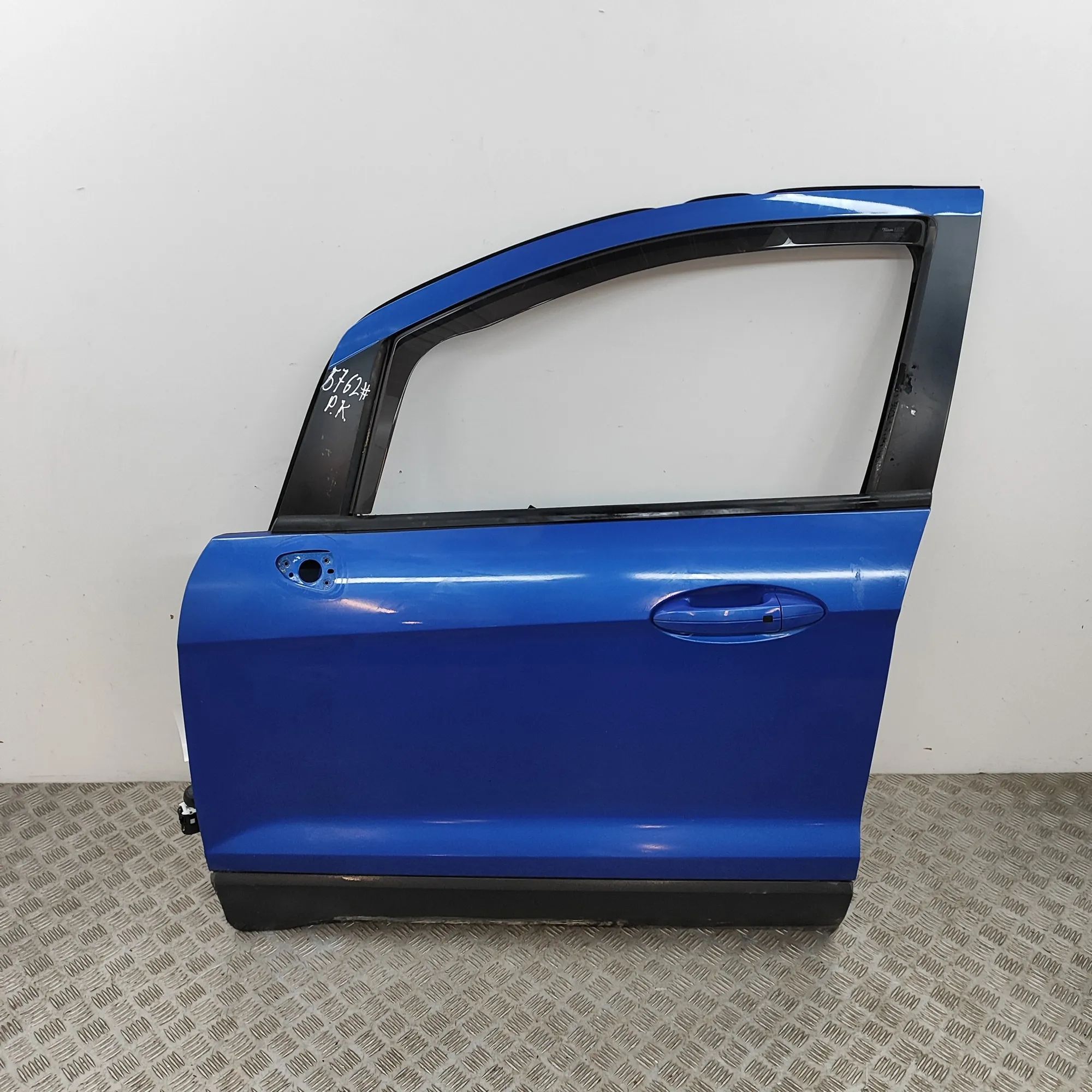 Ford EcoSport Front Left Door SPCN15-N20125-CH Front Left Door FORD ECOSPORT ...