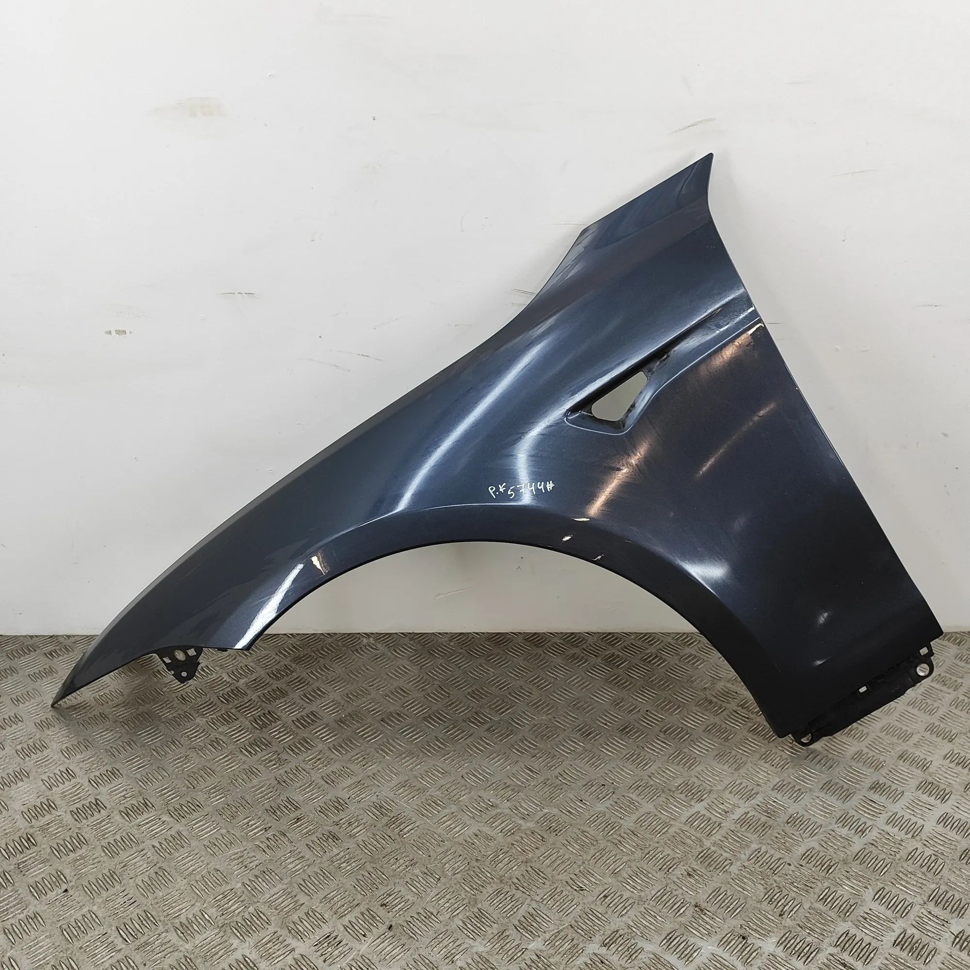 Tesla Model S Front Left Fender 6008022-E0-D Front Left Fender TESLA MODEL S (2...