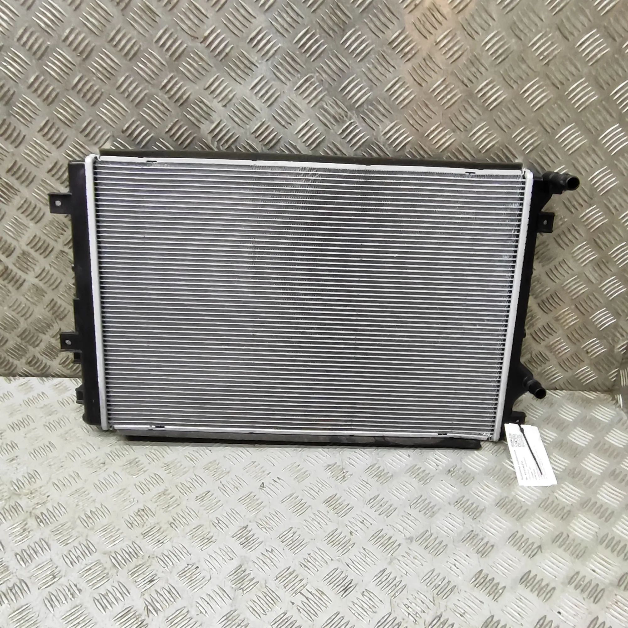Kia Niro Cooling Radiator 253L0AO200, 253L0-AO200 Cooling Radiator KIA NI...