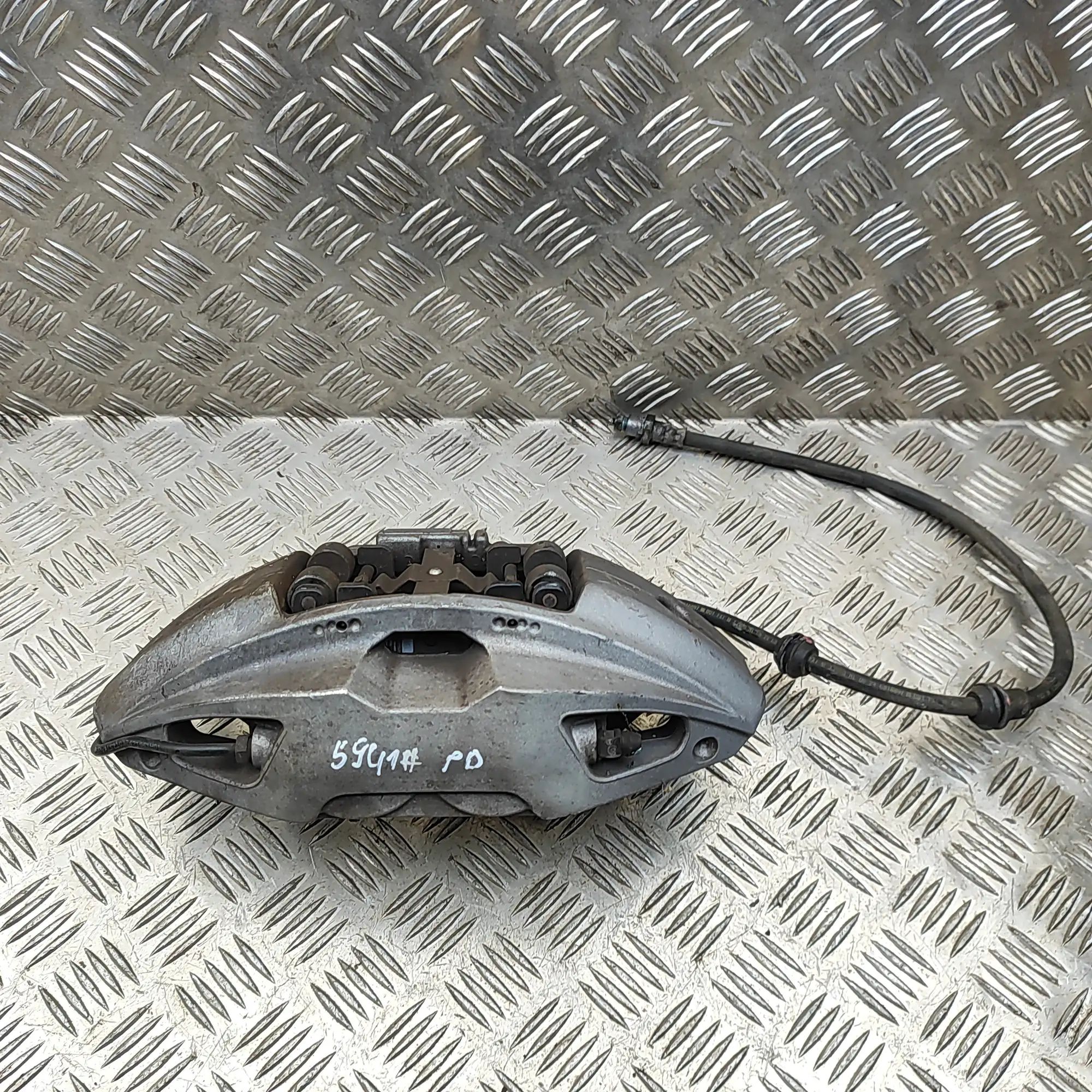 BMW X5 (G05) Front Right Brake Caliper