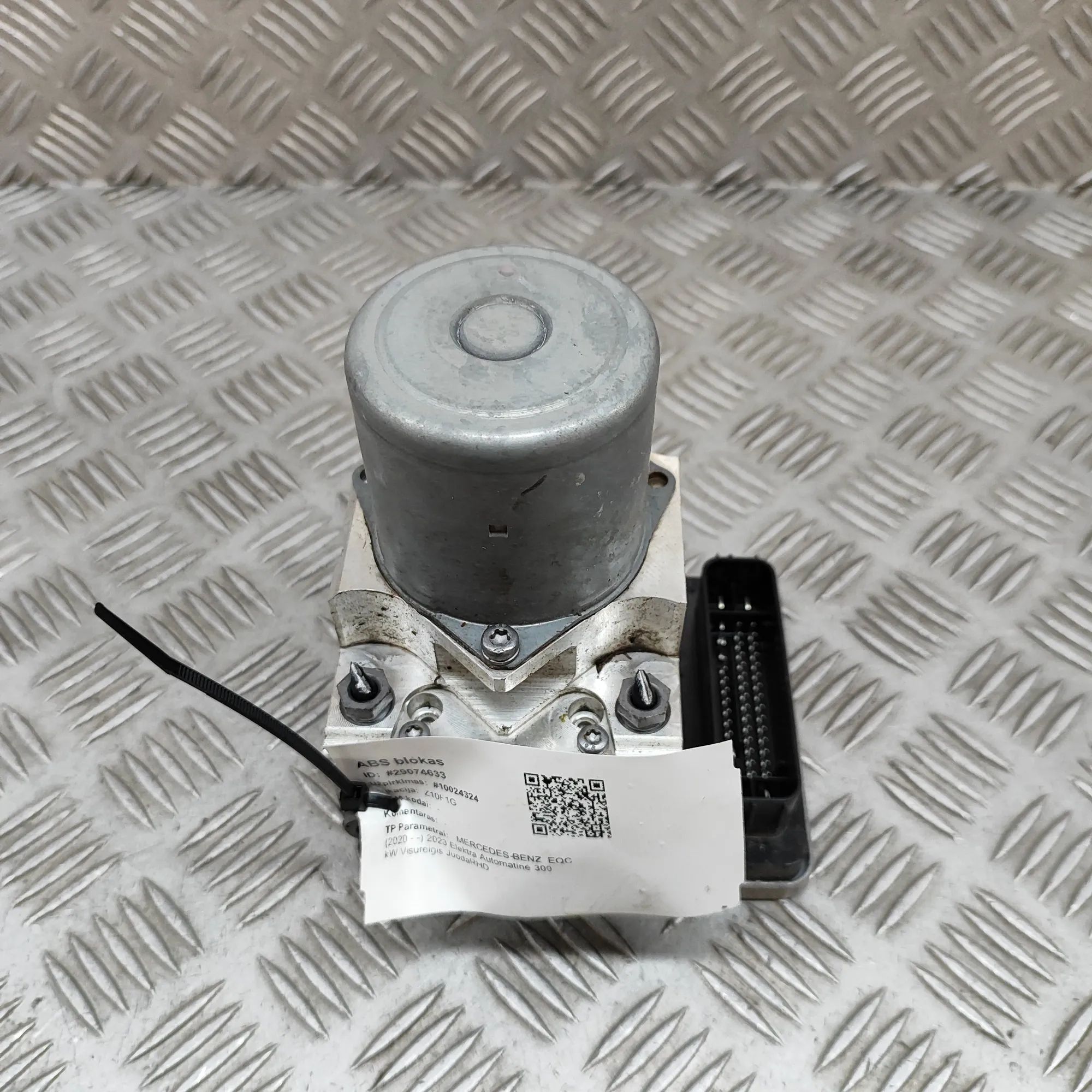 Mercedes-Benz EQC (N293) ABS hydraulic pump A2939001301 ABS Pump MERCEDES-BENZ EQC (2020-.....