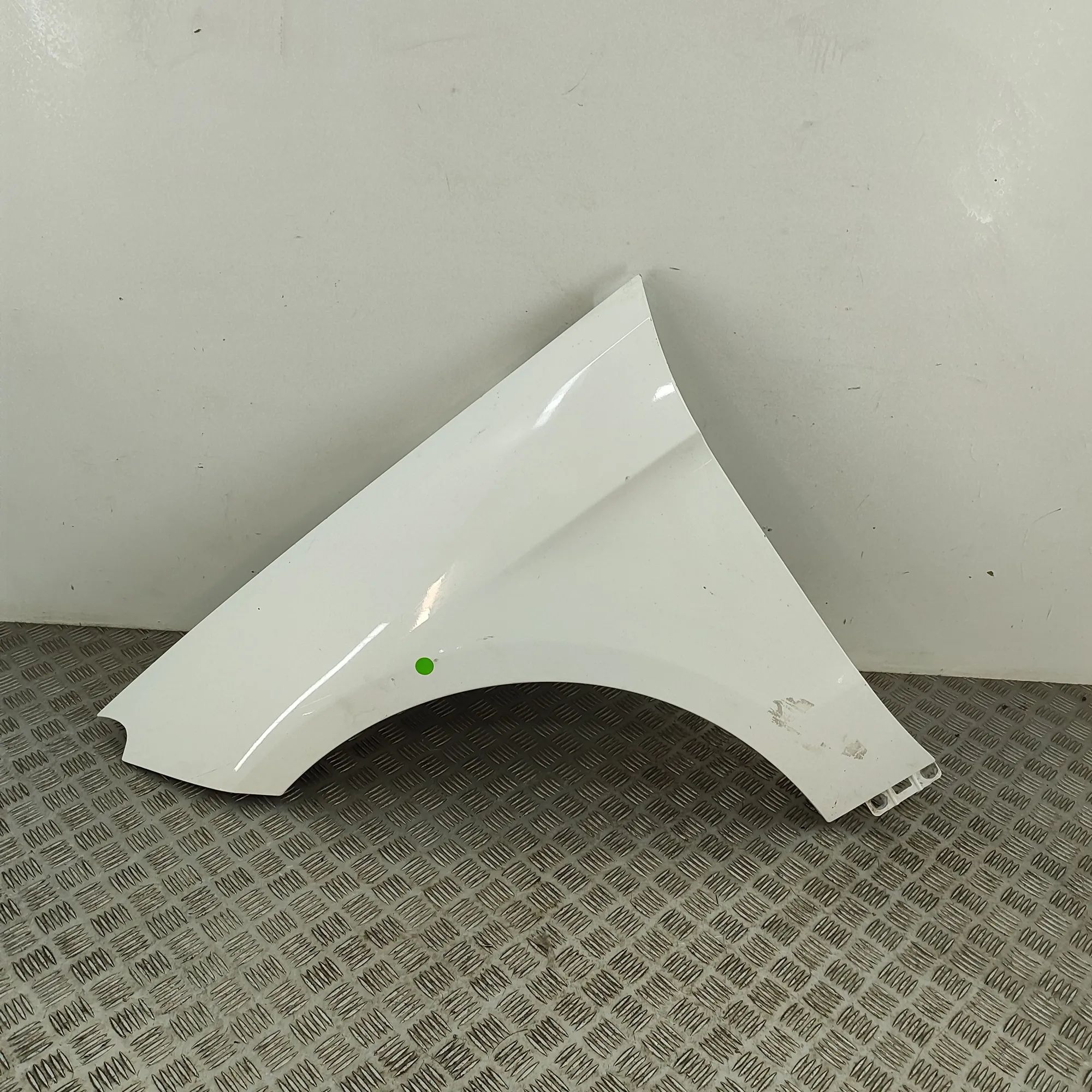 Mercedes-Benz ML / GLE (W166) Front Left Fender A1668801106 Front Left Fender MERCEDES-BENZ GLE...