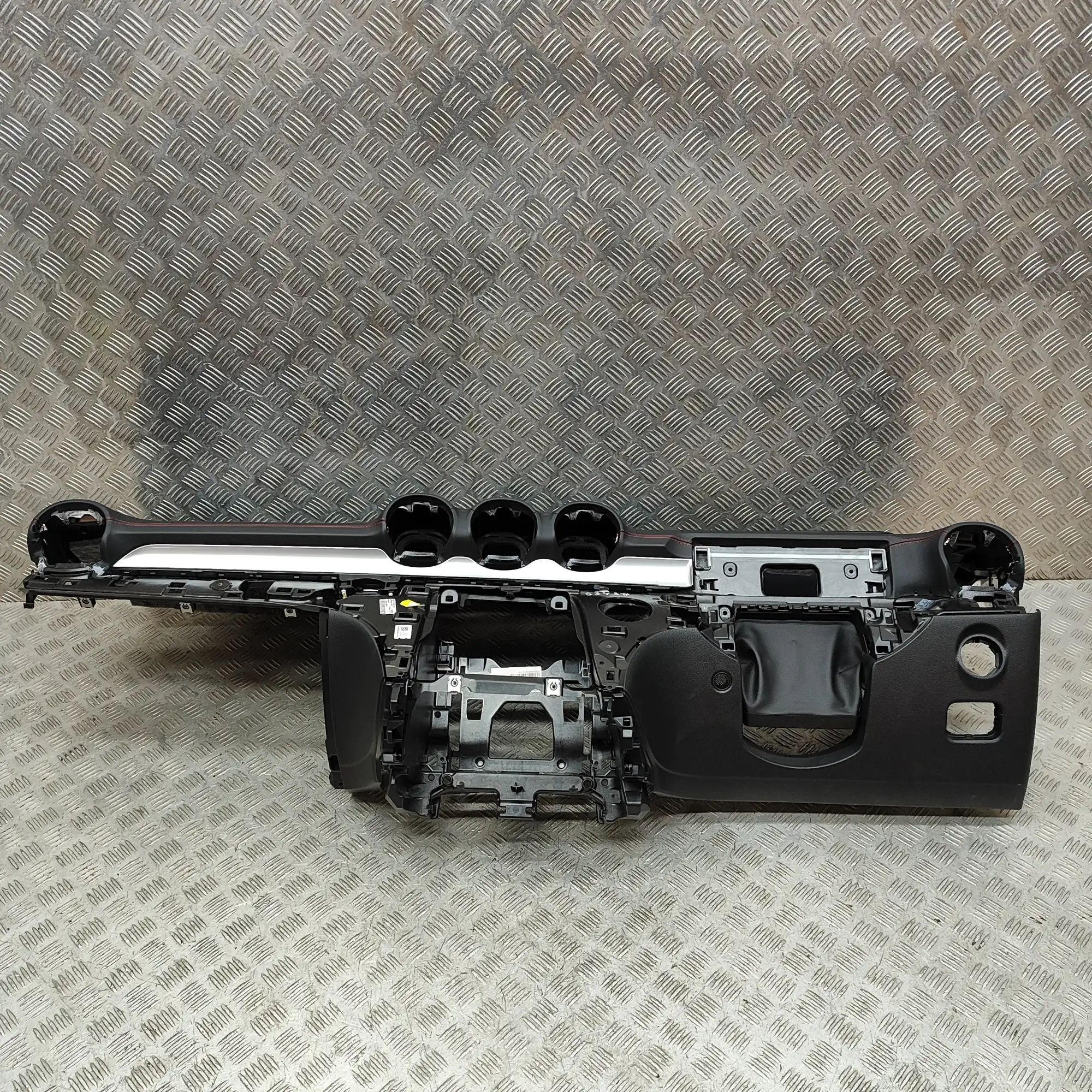 Mercedes-Benz A (W177) Dashboard 2066803307, A20668033073D16, A2066803307 Dashbo...