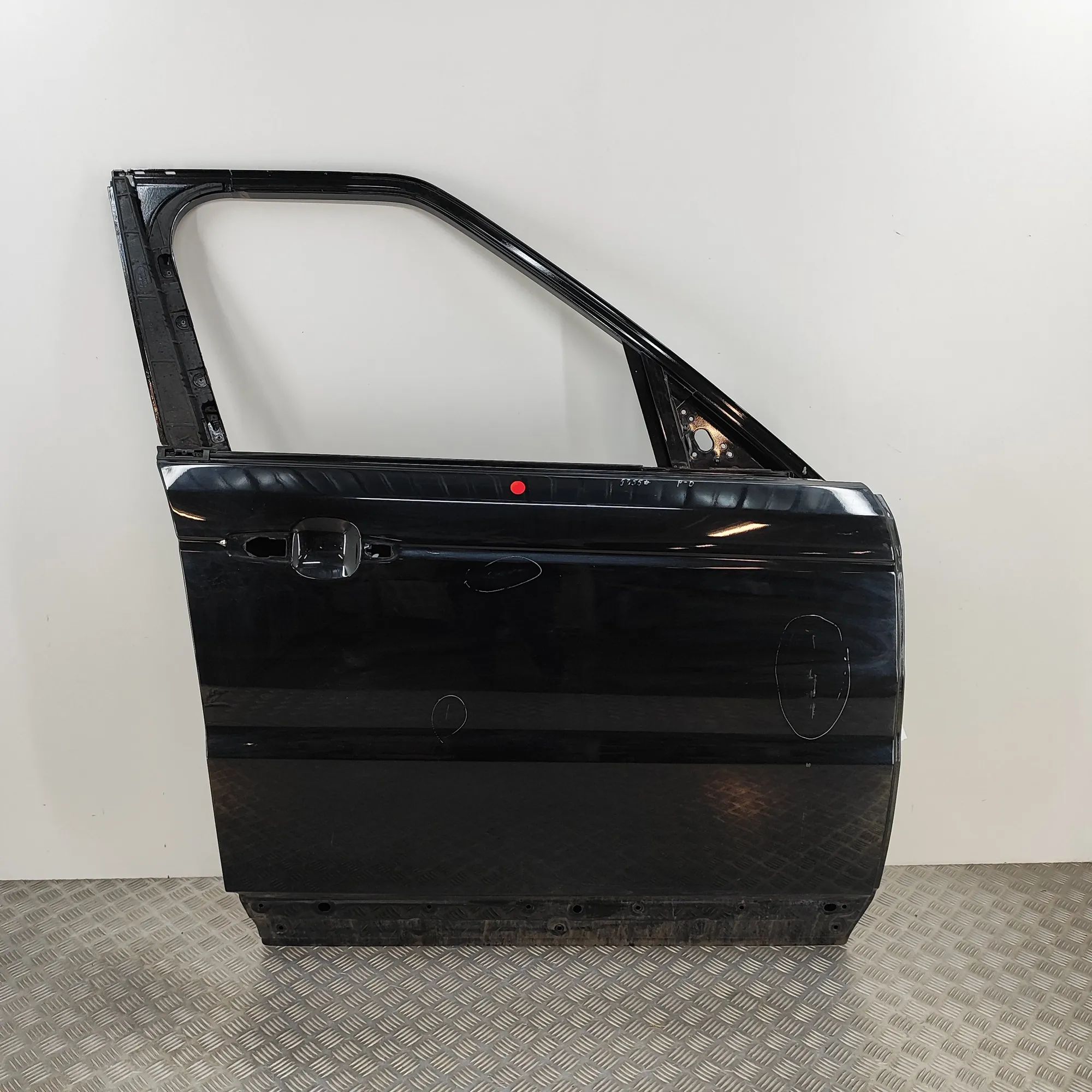 Land Rover Range Rover Sport (L494) Front Right Door DK62-20124-AA Front Right Door LAND ROVER RANGE...