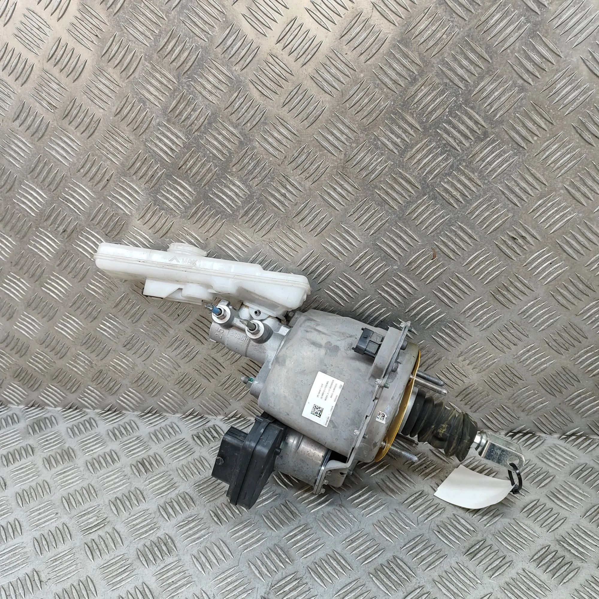 Tesla Model 3 Brake Servo Booster 0204847407, 97356684, 1044671-00-E Brake Servo ...