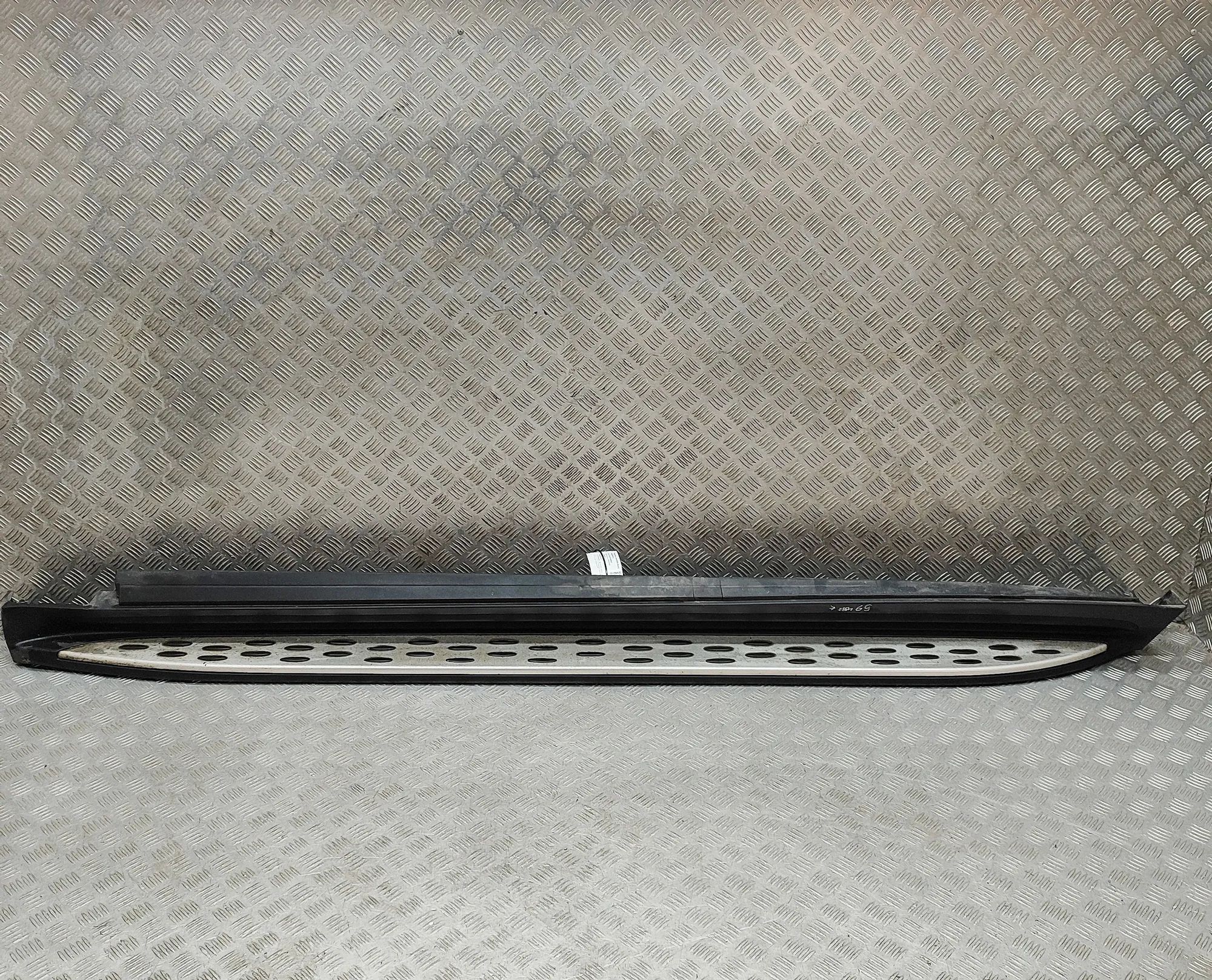 Mercedes-Benz A (W176) Left Side Plastic Sideskirt Cover A1666900010 Left Side Plastic Sideskirt Cover M...