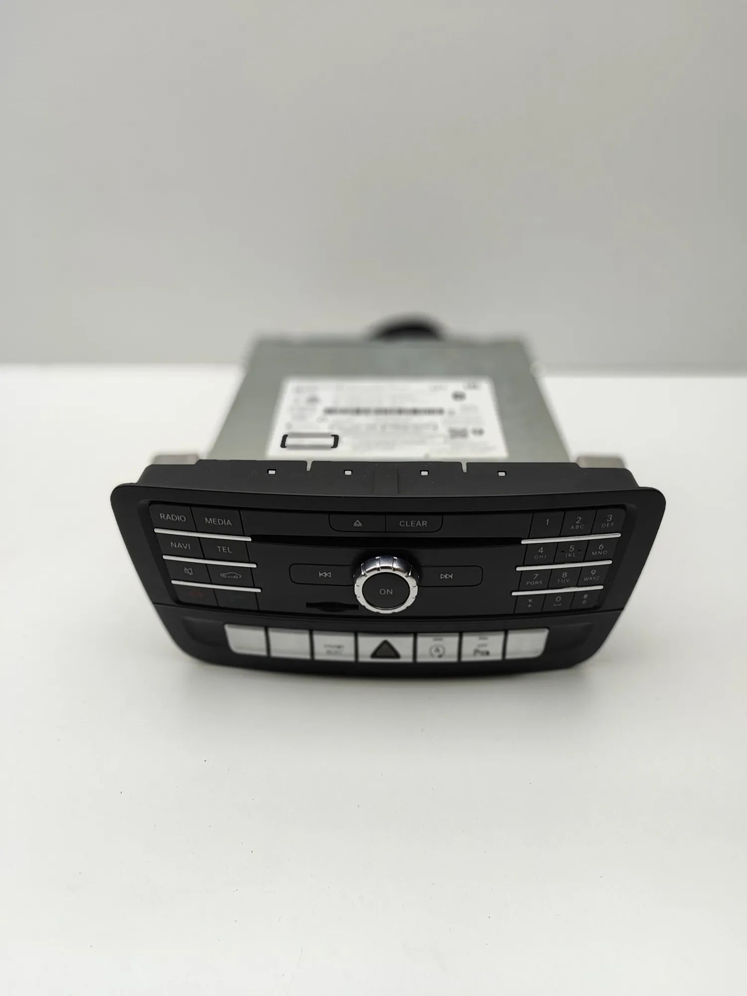 Mercedes-Benz CLA (C117) Music Navi CD Radio Player Head Unit A2469011106, A1729026806, A2469026903, A2469002...