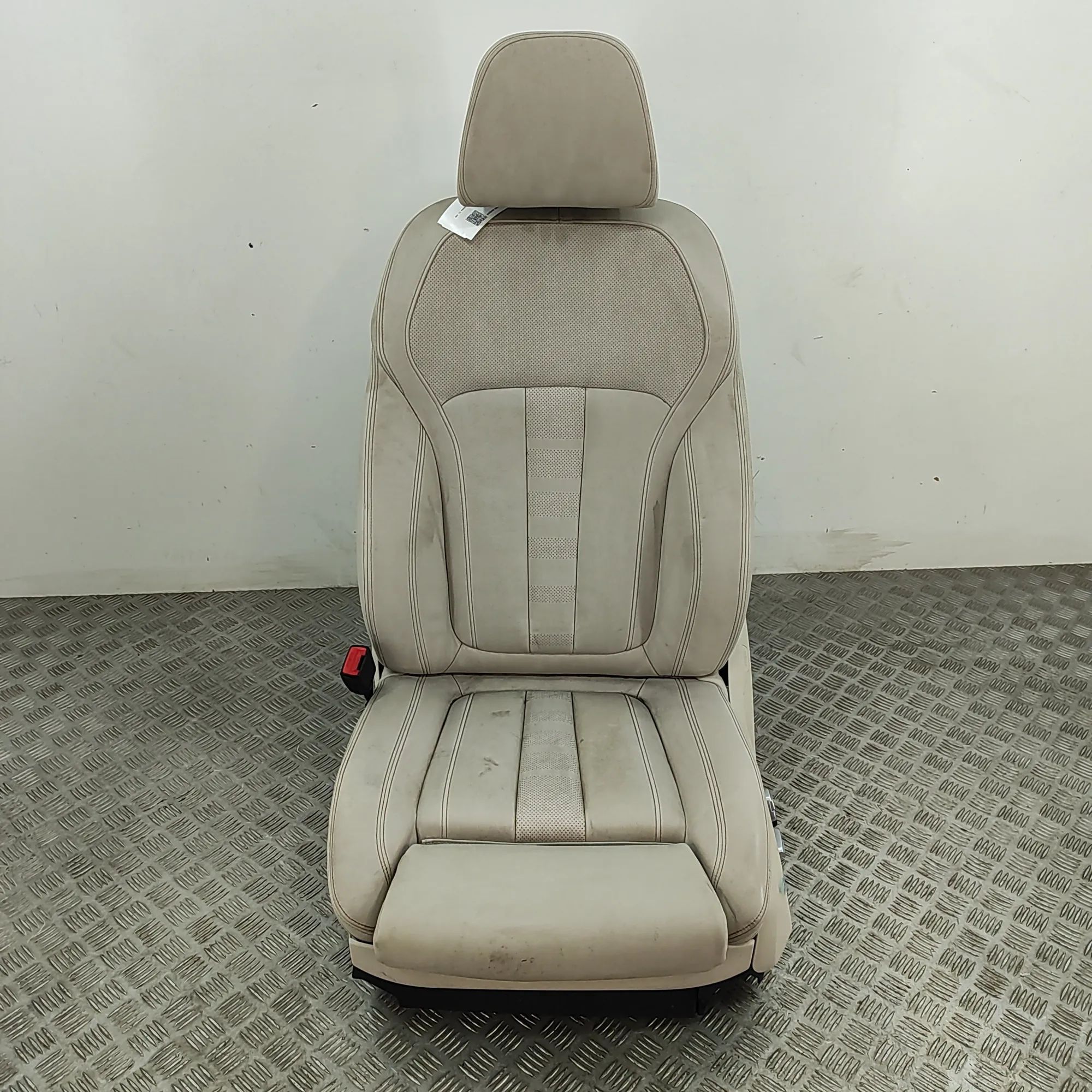 BMW X5 (G05) Front Left Seat 8493343, 8493232 Front Left Seat BMW X5 (G05) (...